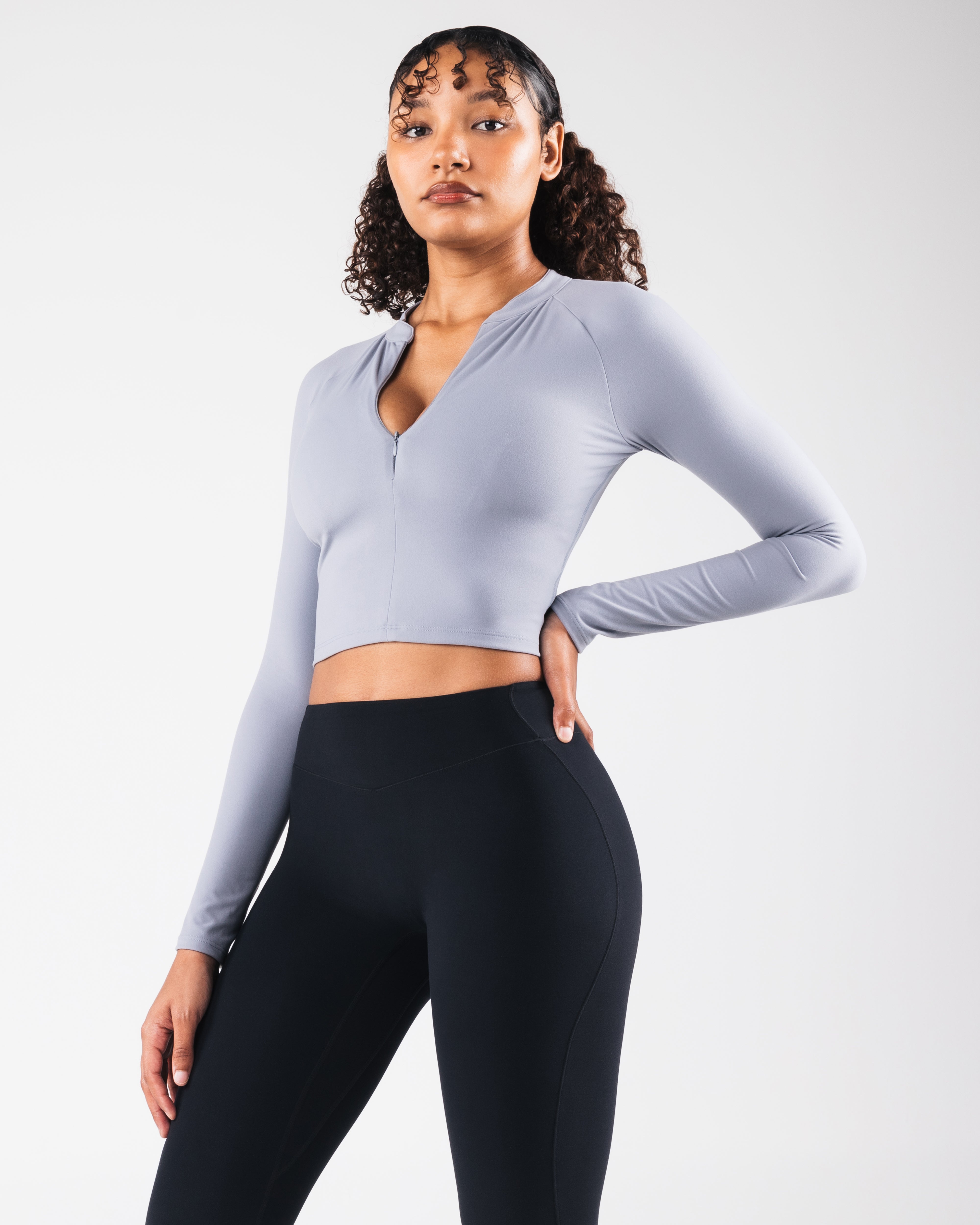 KDM LS Zip Bra Mist - Seamless Sports Bra for Women, High Support Workout Top, Comfortable Yoga Bra for Running, Gym & Active Lifestyle