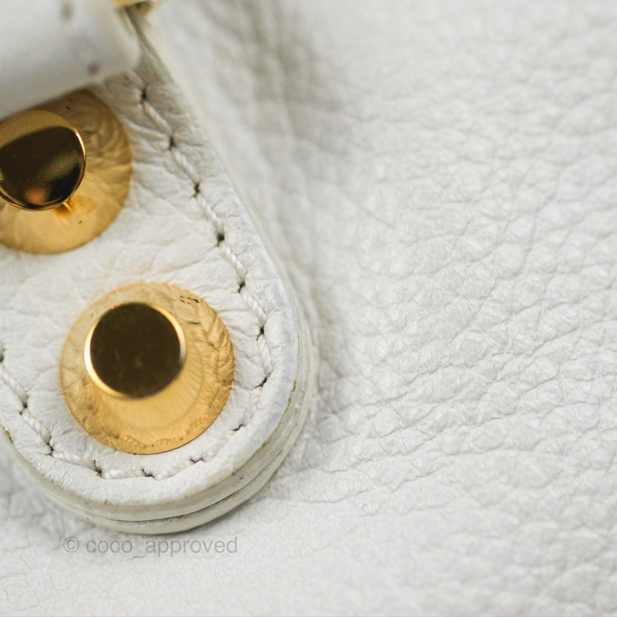 Balenciaga Classic Small City Bag in White Aged Calfskin with Gold Hardware - Perfect for Everyday Luxury & Fashion Outfits