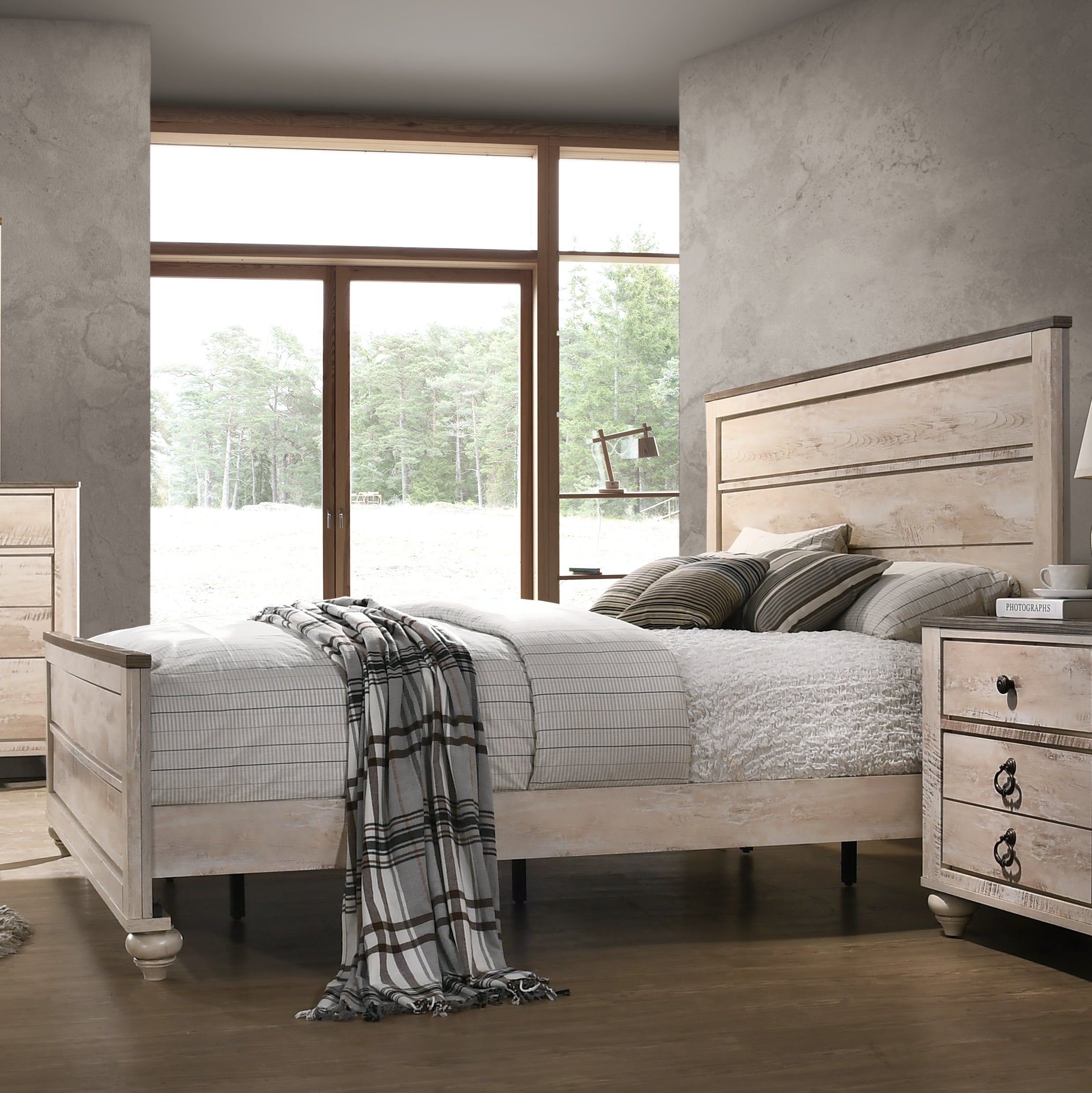 Imerland Contemporary White Wash Finish Panel Bed - Queen Size Modern Farmhouse Bed Frame with Solid Wood Headboard for Bedroom Decor
