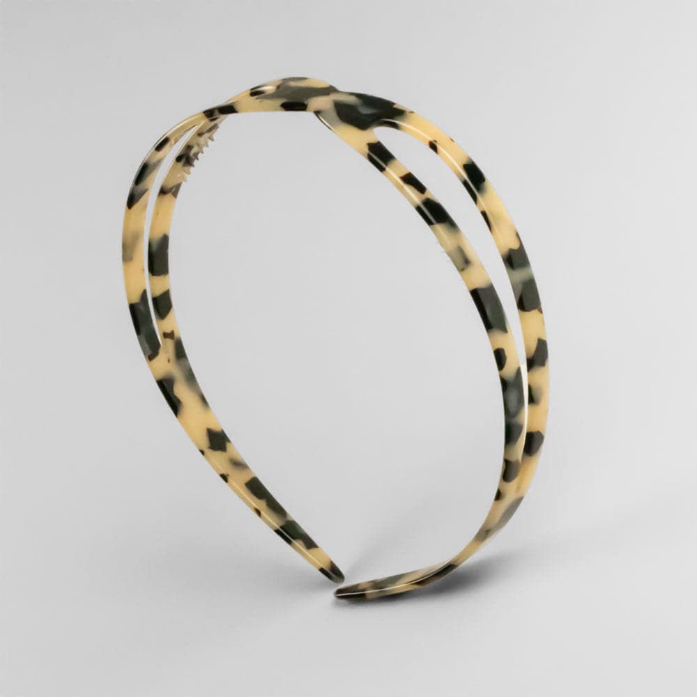 Clove Knot Headband for Women - Stylish Hair Accessory for Everyday Wear, Workouts, and Special Occasions
