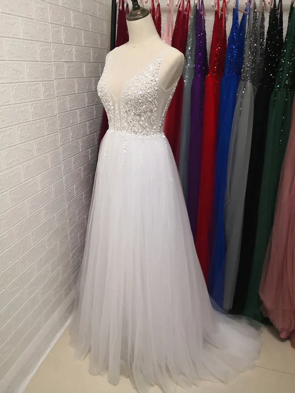 Elegant Light Gray Beaded Prom Dress with V-Neck, High Slit & Sweep Train - Sleeveless Backless A-Line Evening Gown for Homecoming, Formal Dances & Special Occasions