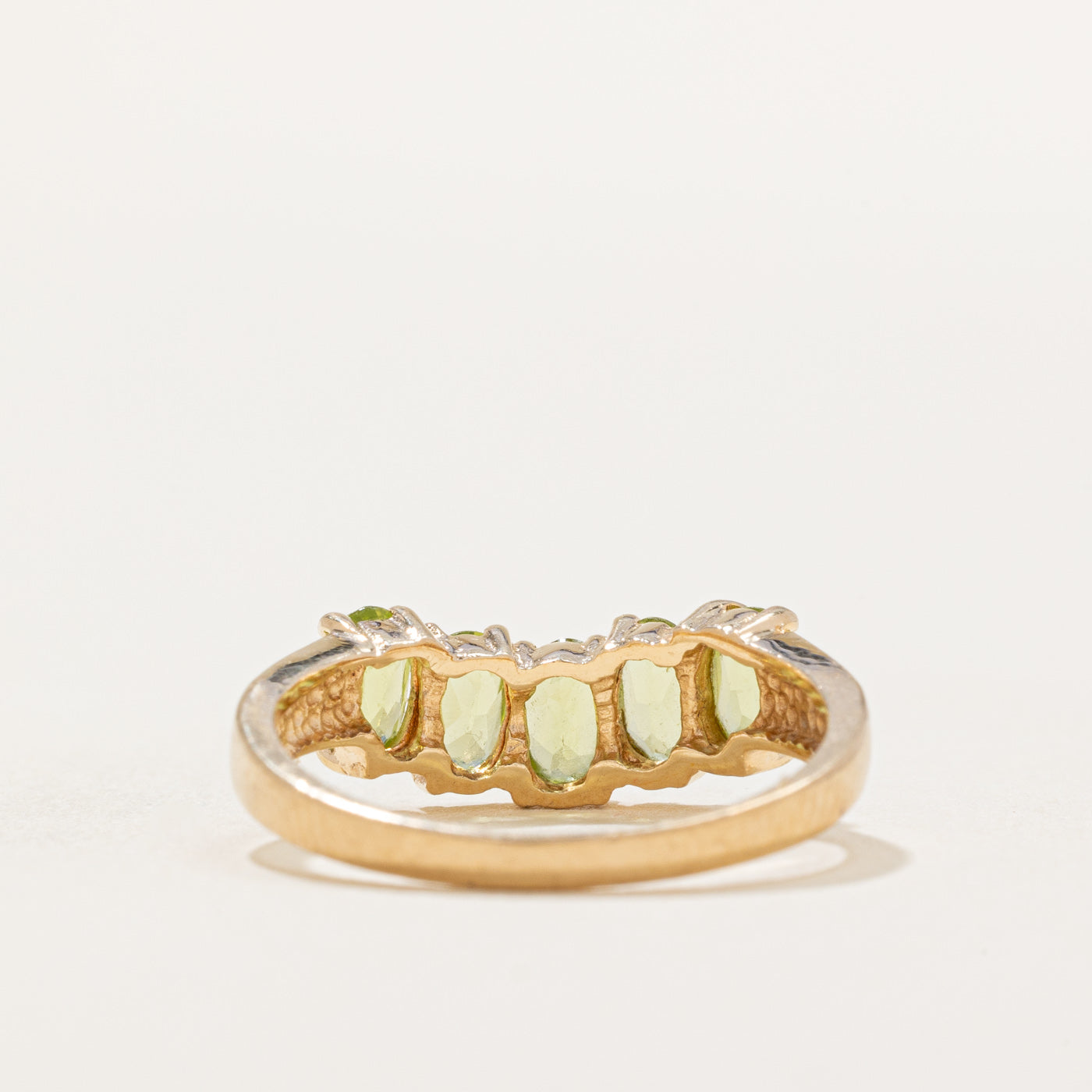 Peridot Chevron Ring - 1.00 Carat Total Weight (CTW) - Size 6 - Dainty Green Gemstone Jewelry for Women - Perfect for Birthdays, Anniversaries & Everyday Elegance