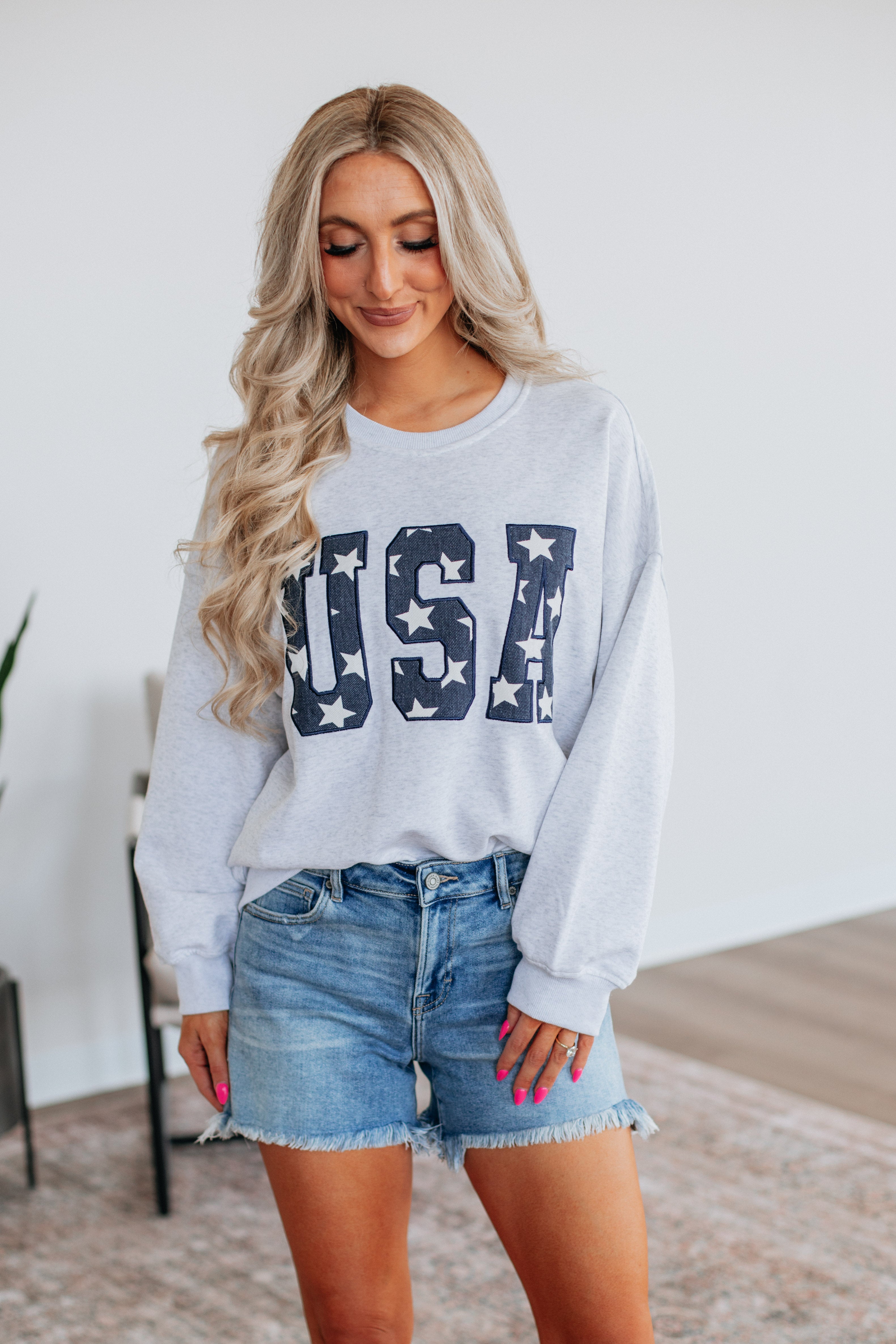 Cozy USA Sweatshirt - Soft & Comfortable Pullover Hoodie for Men & Women | Perfect for Casual Wear, Lounge & Outdoor Activities