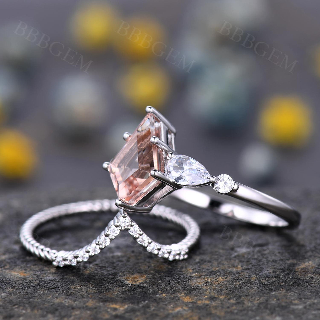 Elegant Kite-Shaped Step Cut Peach Morganite Wedding Ring Set in White Gold – Perfect for Bridal Jewelry, Engagement Rings & Anniversary Gifts
