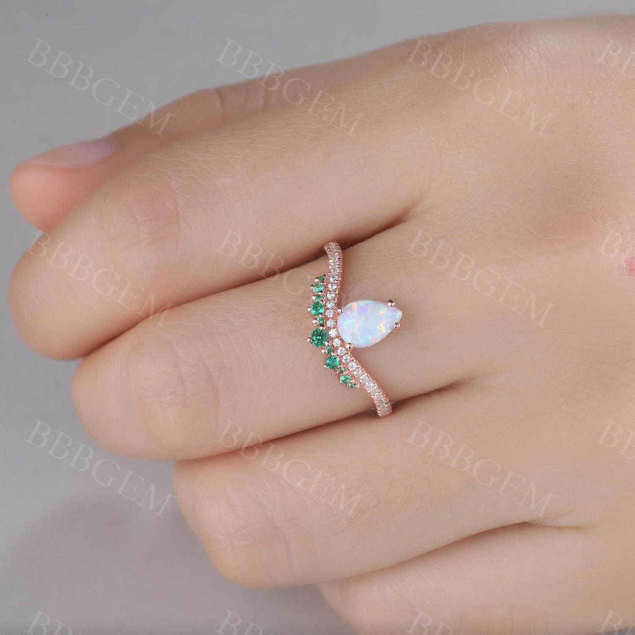 Vintage Opal Emerald Engagement Ring - October Birthstone Art Deco Rose Gold Diamond Wedding Band for Women - Perfect for Proposals, Anniversaries & Special Occasions