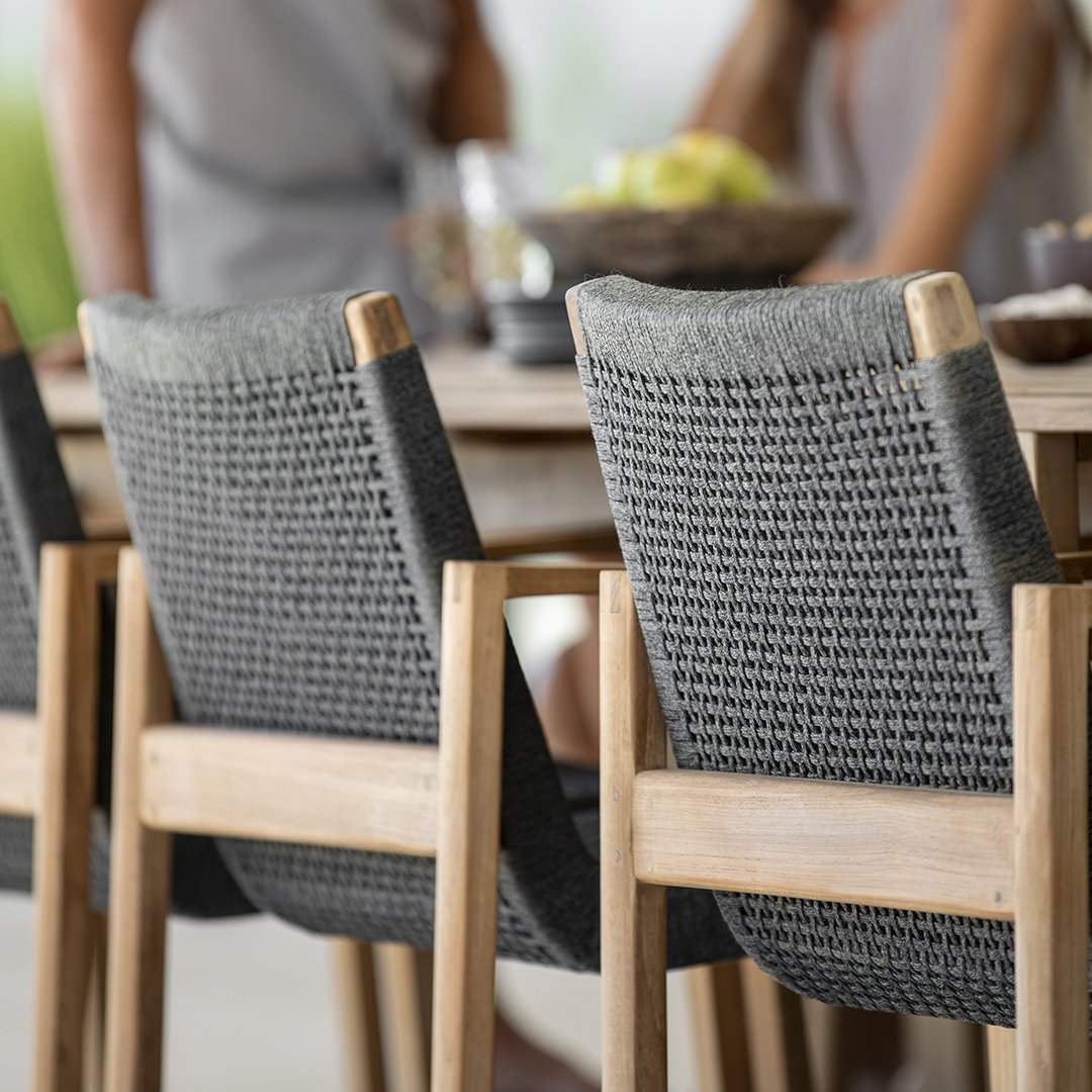 Premium Outdoor Armchair - Durable & Weather-Resistant Patio Furniture for Garden, Poolside, and Backyard Relaxation