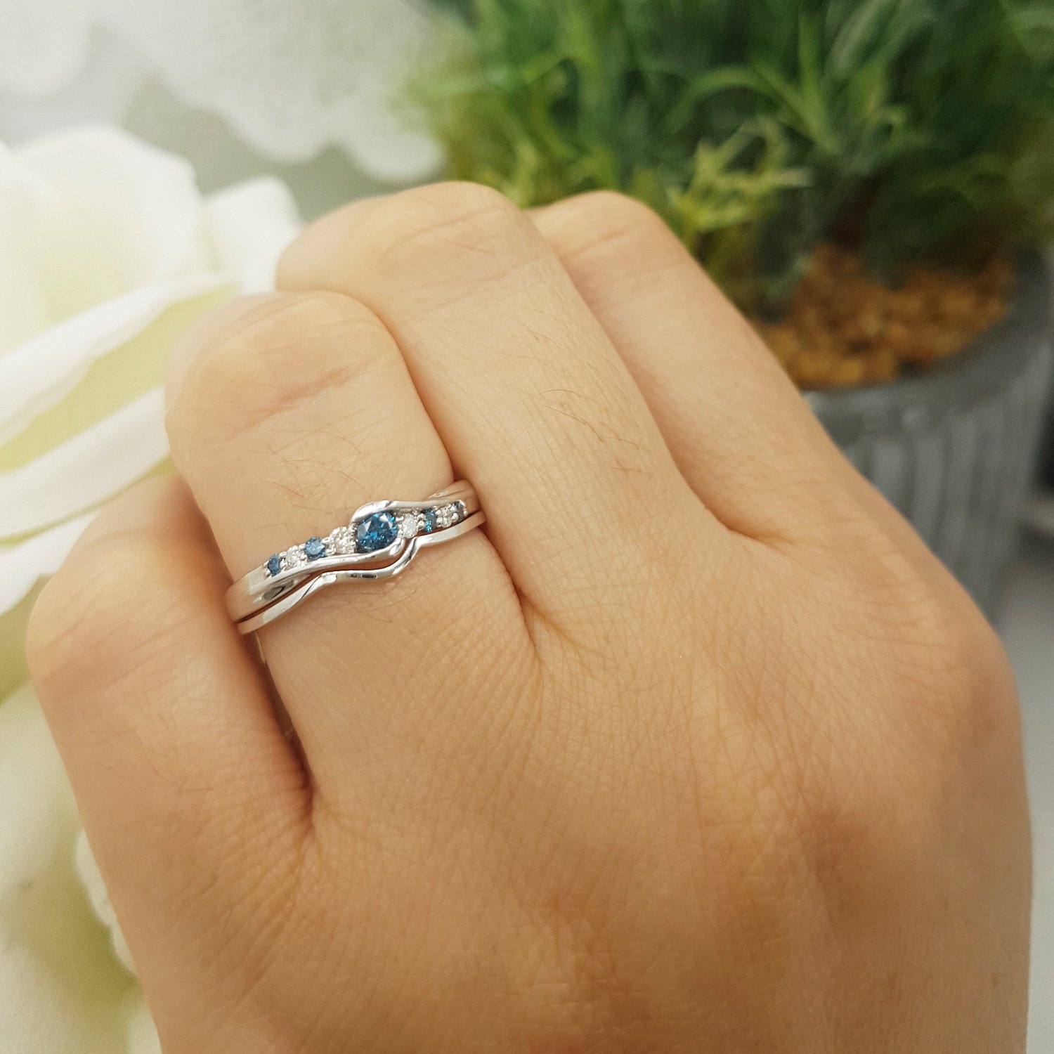 Dazzlingrock Collection 0.25 Carat 10K White Gold Round Blue & White Diamond Women's Bridal Promise Wedding Ring Set - Perfect for Engagement, Anniversary & Special Occasions