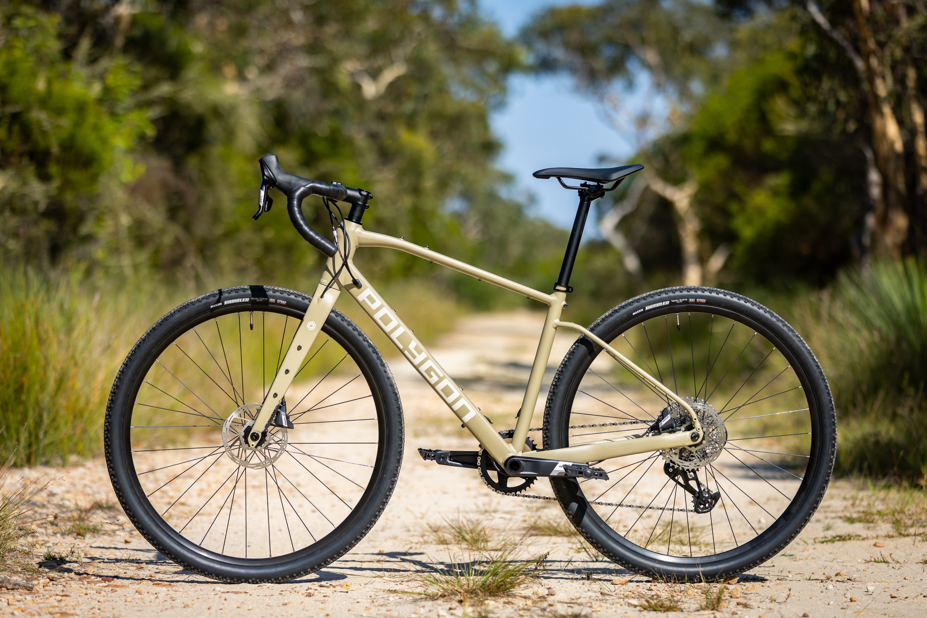 Polygon Bend R6 Gravel Bike - Lightweight Aluminum Frame, Shimano Drivetrain for Off-Road & Adventure Cycling | Perfect for Trail Riding, Commuting & Long-Distance Tours