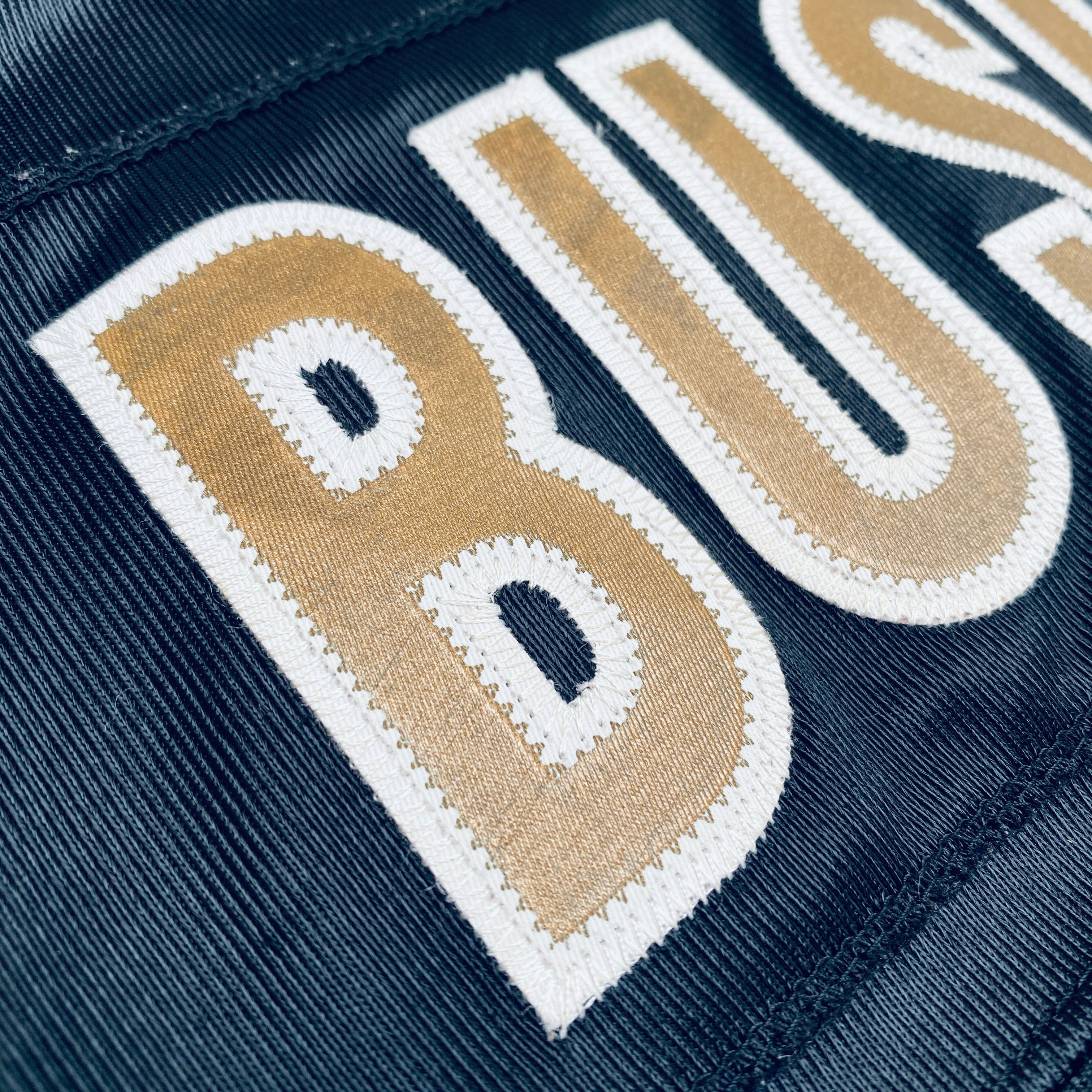 Authentic New Orleans Saints Reggie Bush 2006/07 Rookie Stitched NFL Jersey (Size L/XL) - Perfect for Game Day, Collectibles & Saints Fan Gifts