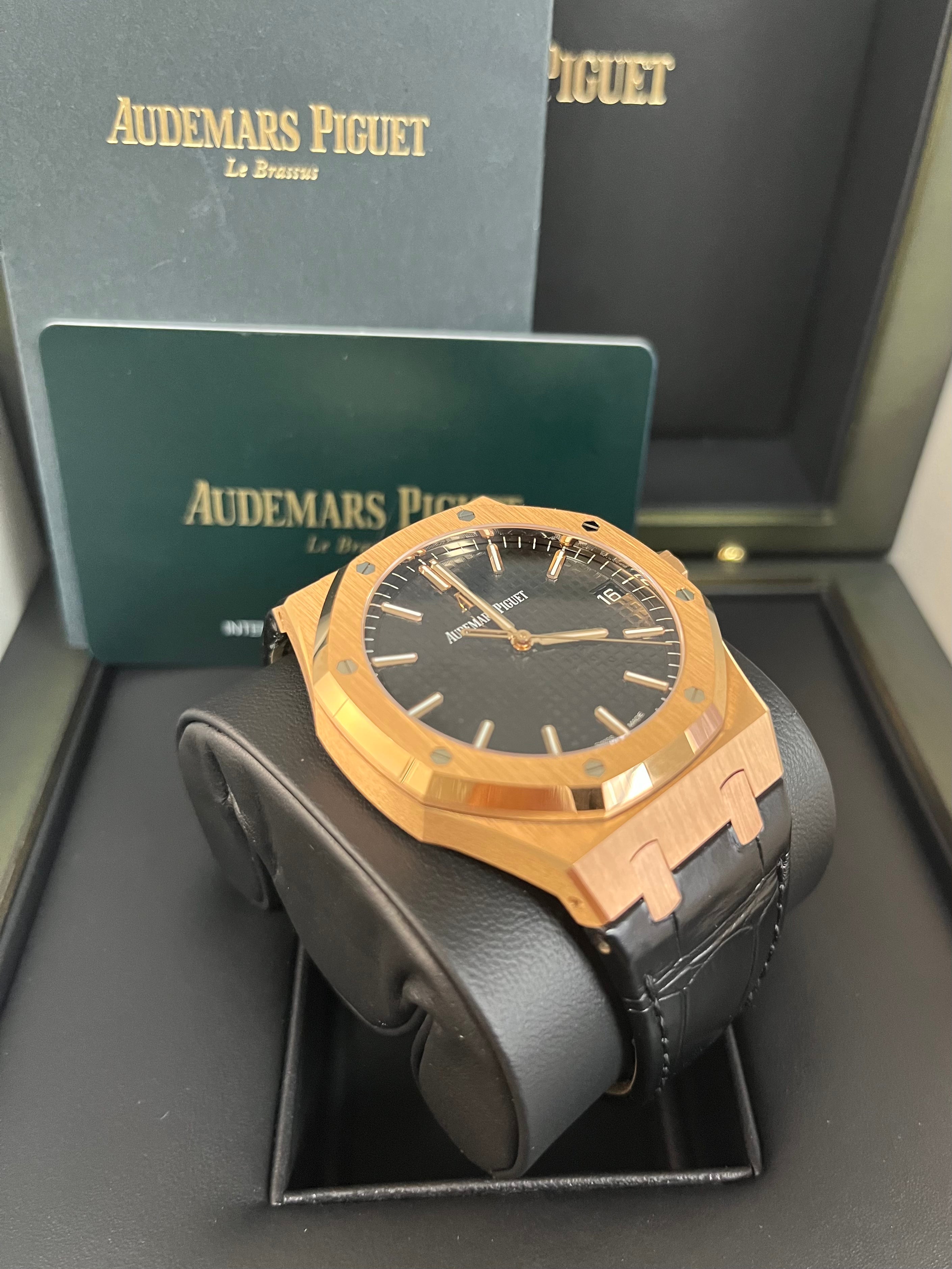 Audemars Piguet Royal Oak Selfwinding Rose Gold Watch with Black Dial & Leather Strap 15500OR.OO.D002CR.01 - Luxury Timepiece for Business Meetings & Formal Events