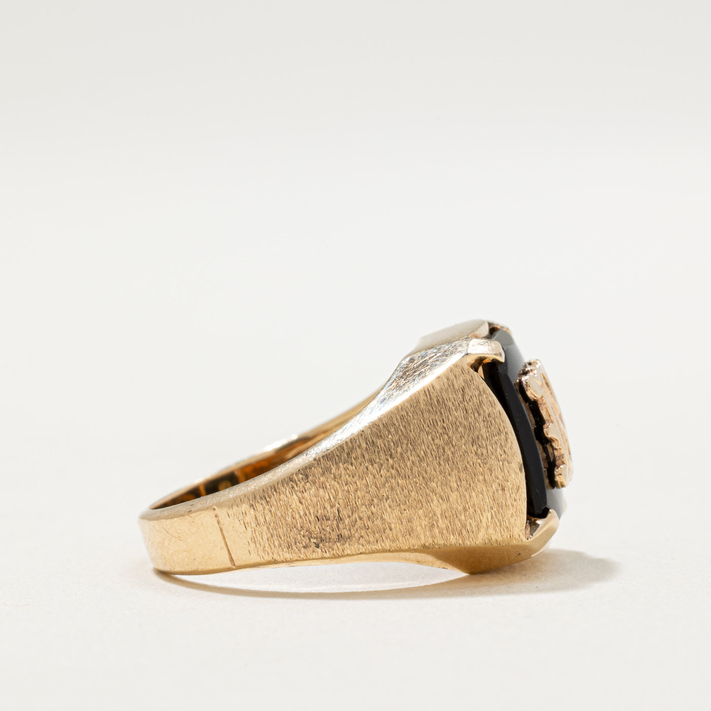 10K Gold Onyx 'M' Initial Signet Ring for Men - 1.90ct Genuine Black Onyx Stone - Size 8 - Elegant Personalized Jewelry Gift for Him - Perfect for Weddings, Anniversaries & Special Occasions