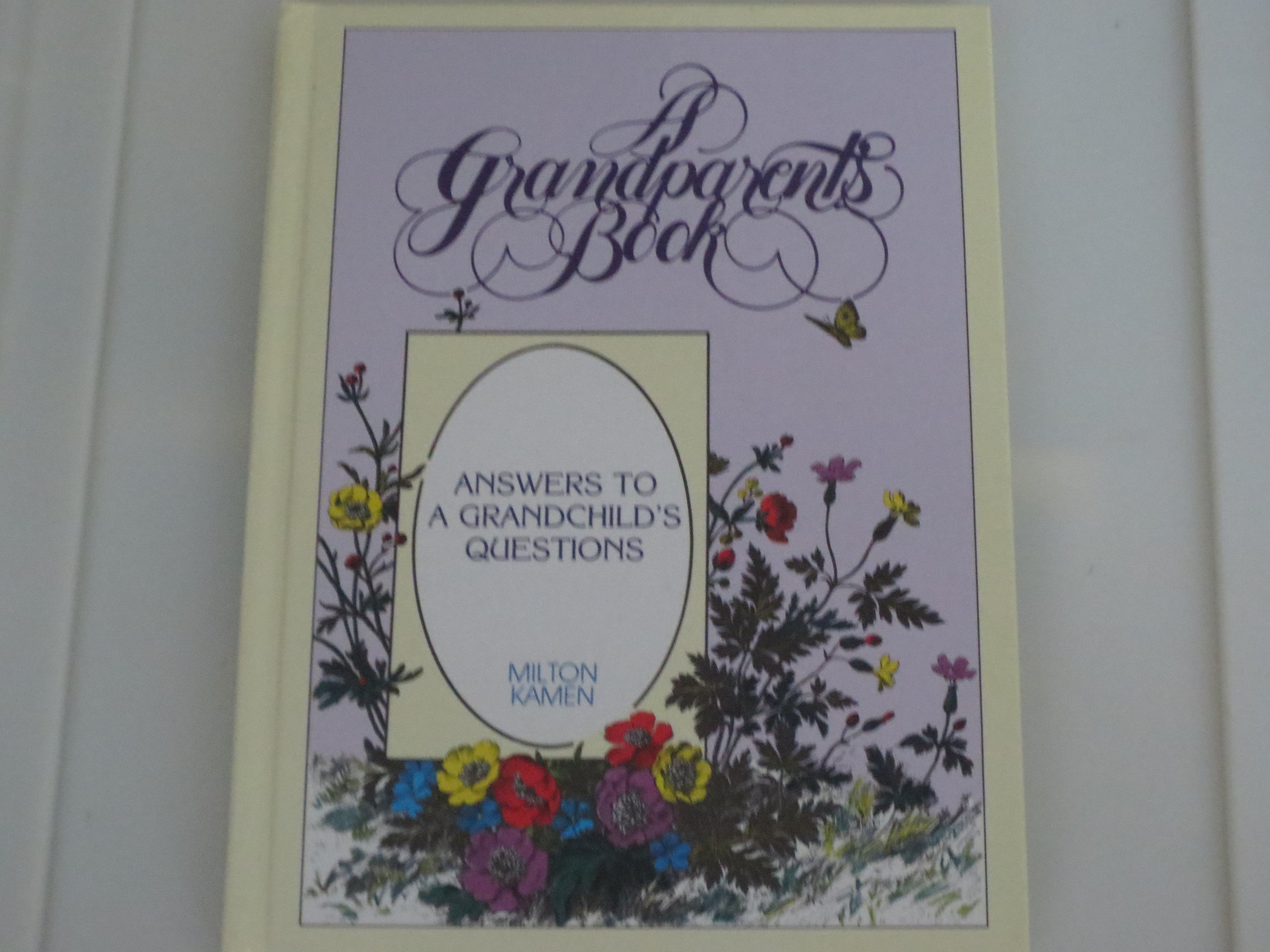 Grandparents Book - A Heartwarming Keepsake for Recording Family Memories & Stories | Perfect for Gifts, Family Reunions & Genealogy Projects