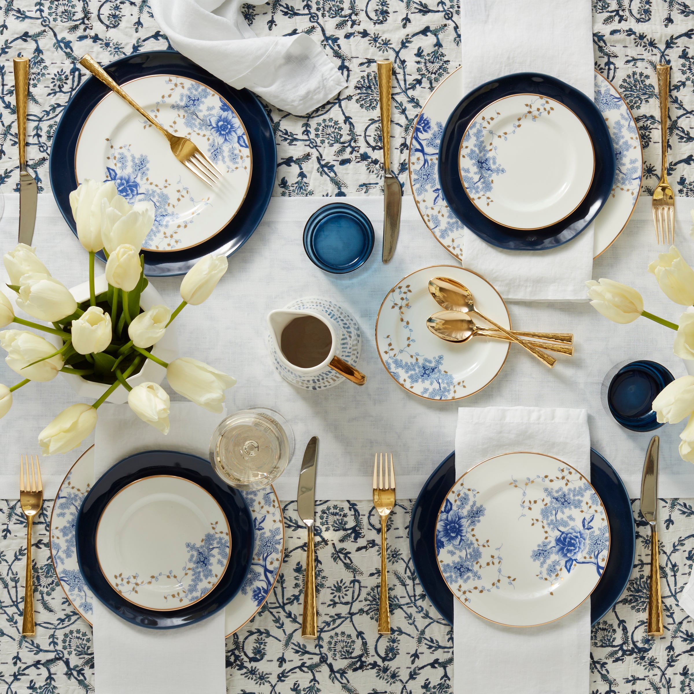 Garden Grove Accent Plate - Elegant Decorative Ceramic Plate for Home Décor, Perfect for Dining, Wall Display, and Gift Giving
