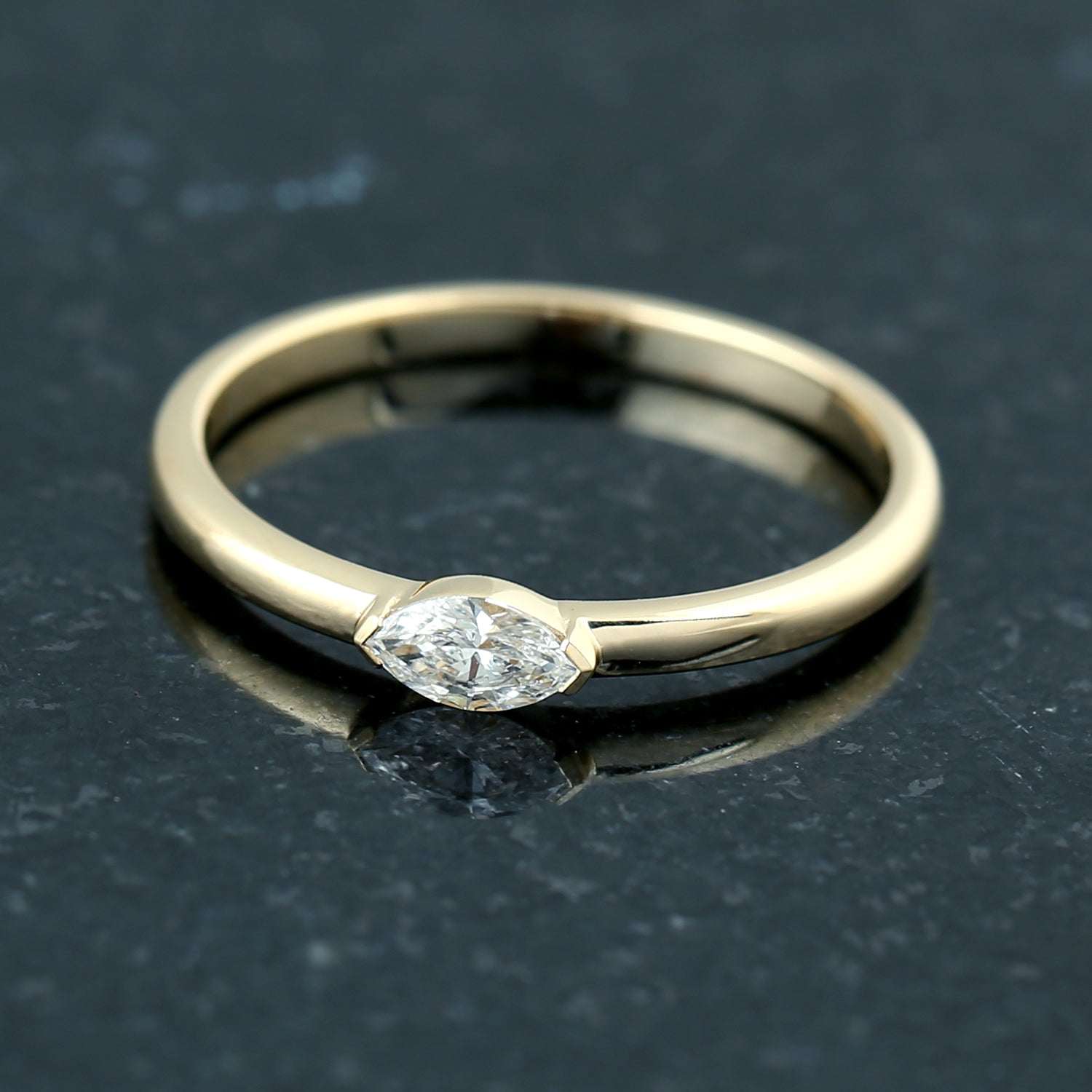 Exquisite Marquise Cut Diamond Handmade 18K Yellow Gold Sleek Band Ring for Women - Perfect for Engagement, Wedding & Anniversary Gifts