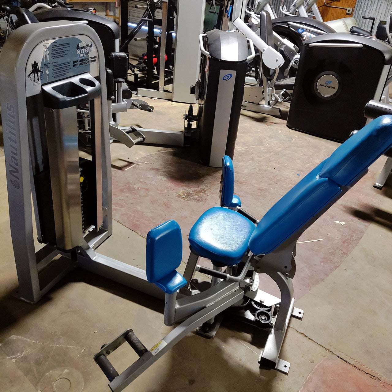 Nautilus Nitro Plus Hip Abduction & Adduction Machine - Professional Gym Strength Training Equipment for Glutes & Thighs | Perfect for Home & Commercial Fitness Centers