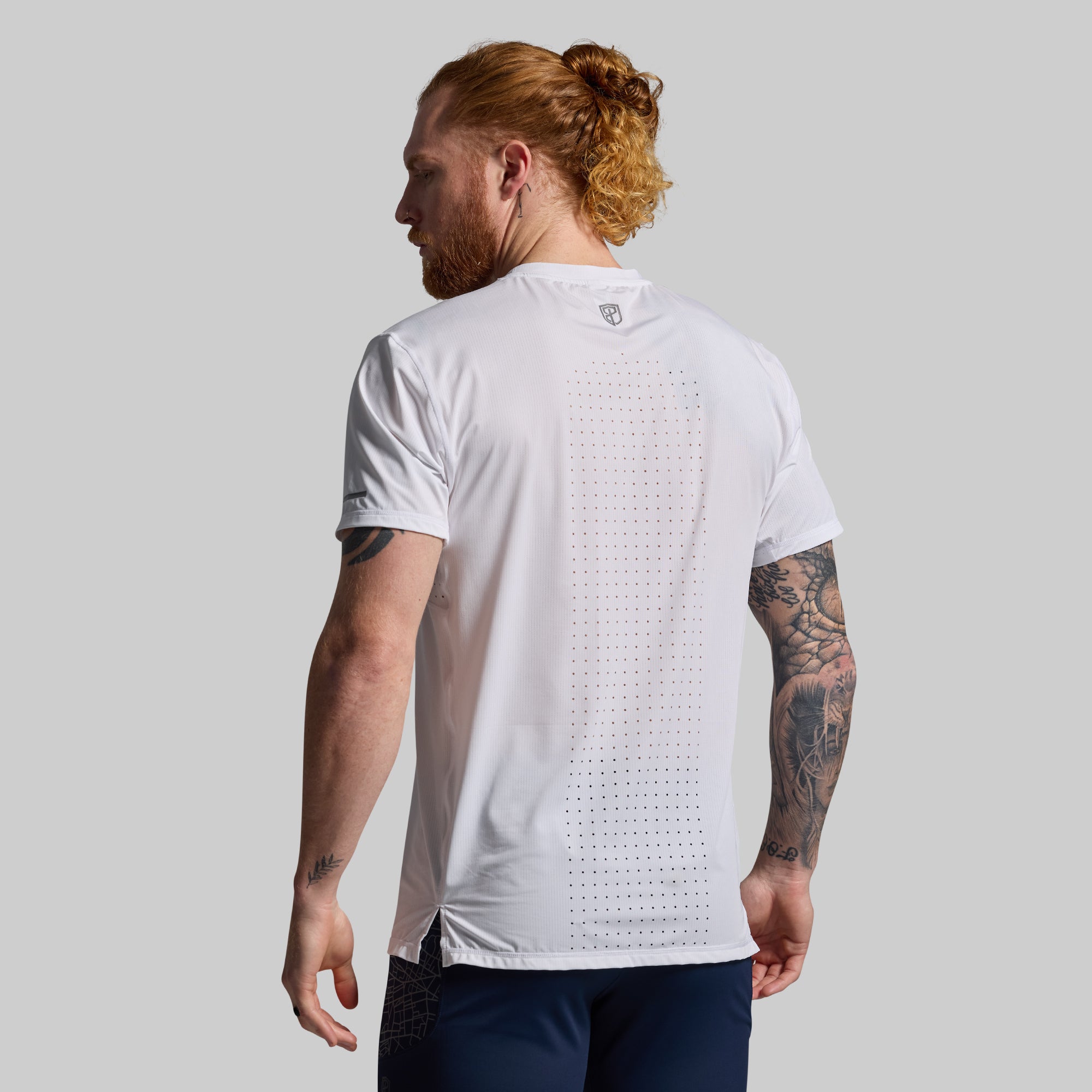 Men's Endurance Running Shirt - Breathable Quick-Dry Workout Top for Jogging & Gym Training (White) - Perfect for Marathon, CrossFit & Outdoor Sports