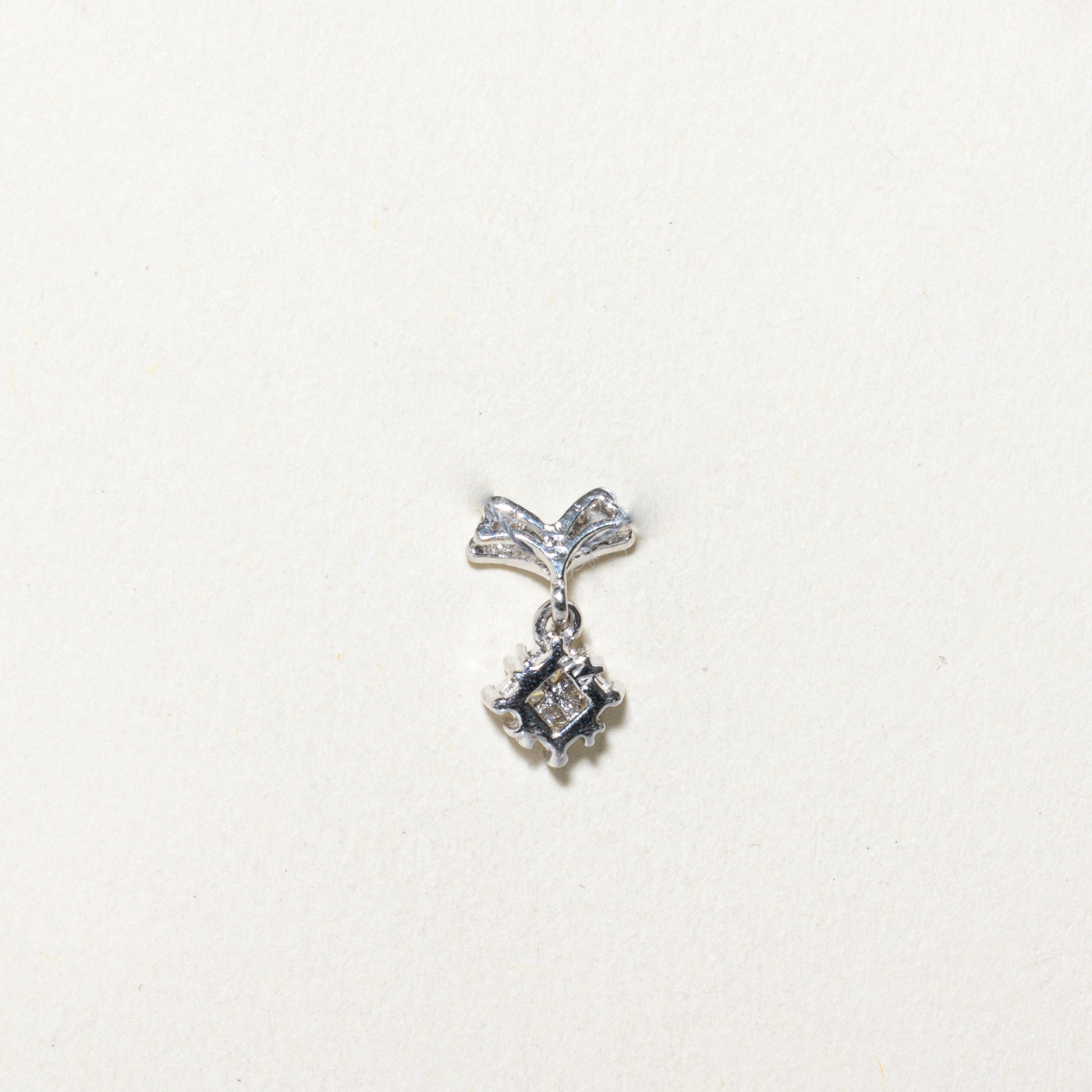 Princess Cut Diamond Cluster Pendant Necklace - 0.14 Carat Total Weight (ctw) | Elegant Jewelry Gift for Women | Perfect for Weddings, Anniversaries & Special Occasions