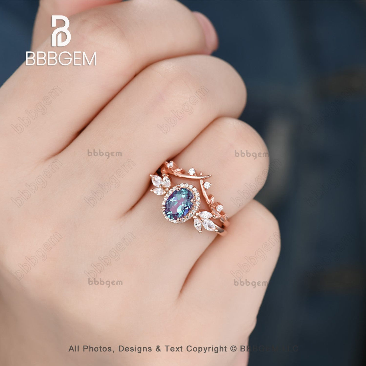 Exquisite Oval Halo Alexandrite & Marquise Moissanite Engagement Ring Set with Leaf Side Stones | Perfect for Proposals, Anniversaries & Special Occasions