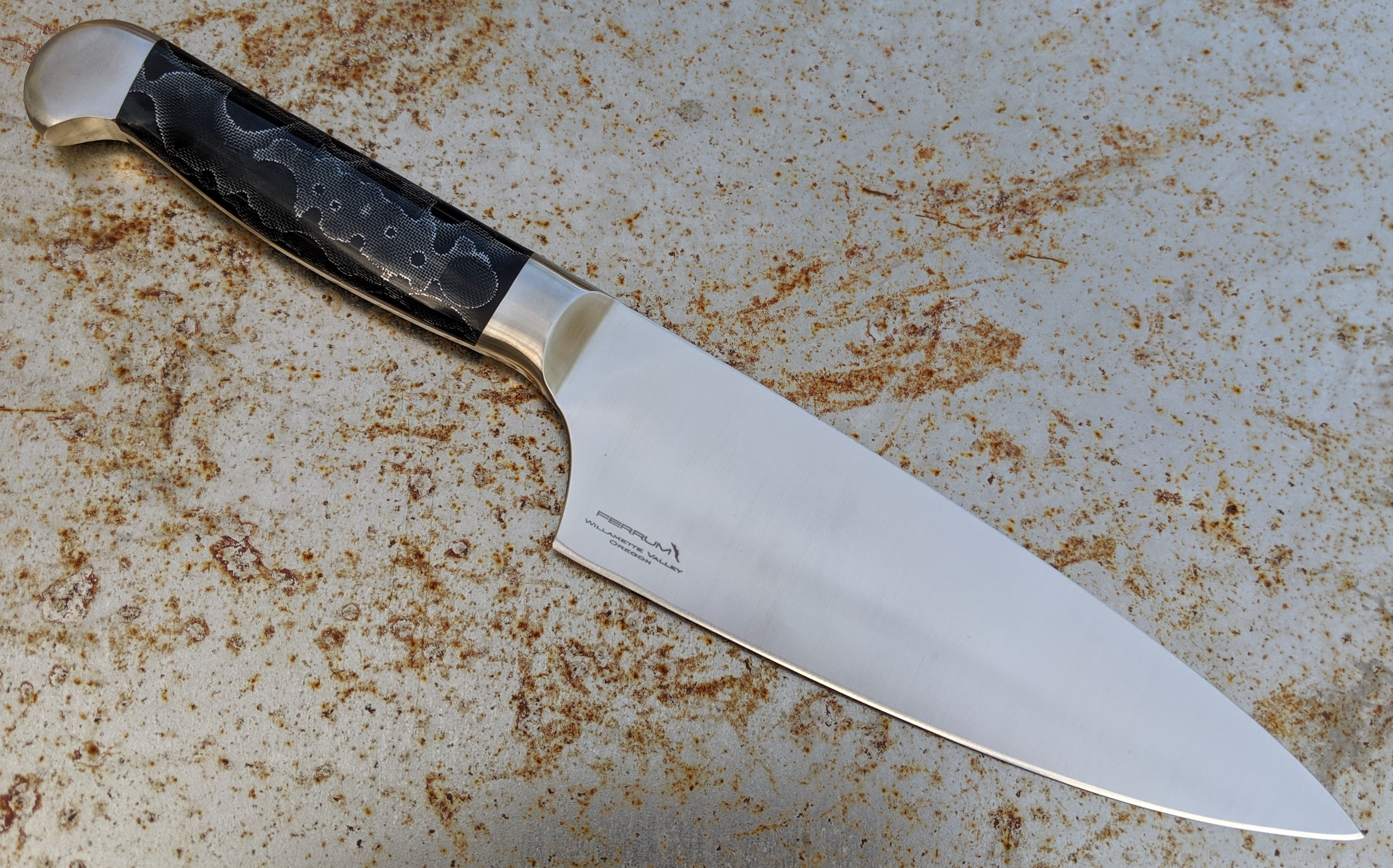 Premium Ferrum BLACK MOON 8-Inch Chef Knife - High Carbon Stainless Steel Kitchen Knife for Professional Chefs & Home Cooking - Perfect for Slicing, Dicing & Chopping Vegetables, Meat & Herbs