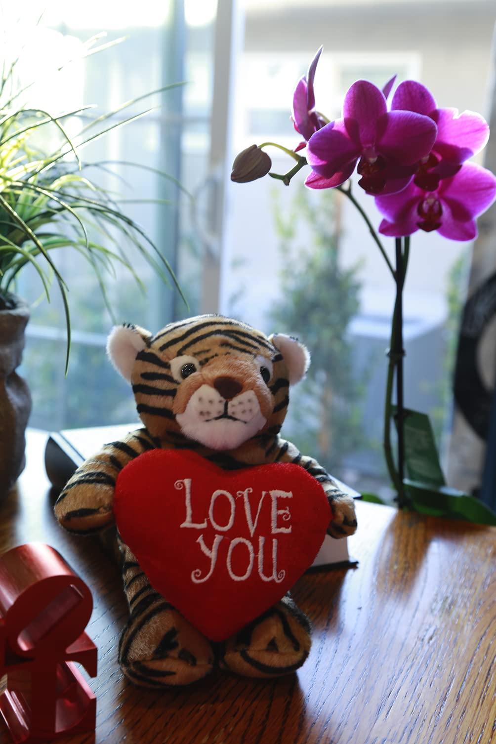 Plushland 8-inch Tiger Stuffed Animal with Embroidered Red Heart - Soft Plush Toy for Kids & Adults - Cute Valentine's Gift, Birthday Present, or Home Decor