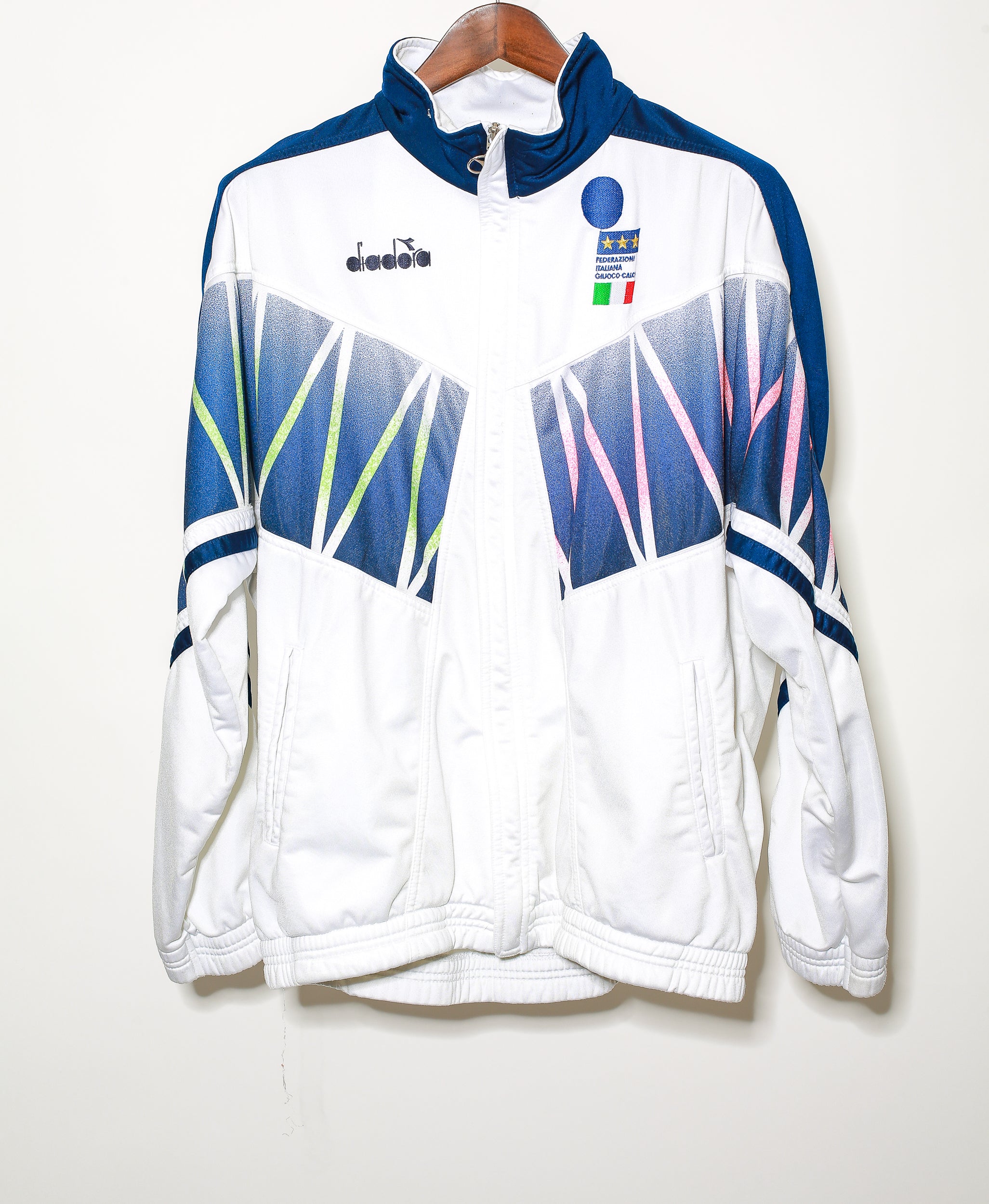 Vintage 1994 Italy Jacket - Size L | Retro Italian Fashion for Men & Women | Perfect for Casual Wear, Street Style & Collectors