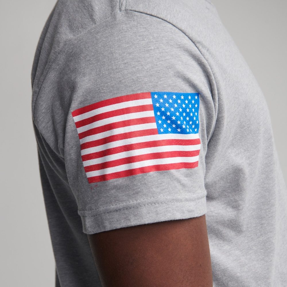 USA Flag Basic T-Shirt - Dark Heather Gray - Patriotic Casual Wear for Men & Women - Perfect for 4th of July, BBQ, and Outdoor Events