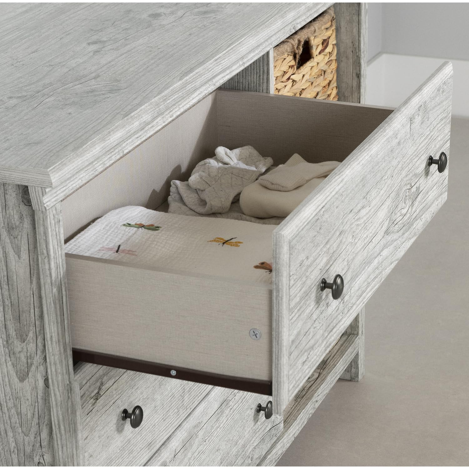 South Shore Cotton Candy 3-Drawer Dresser with Baskets in Seaside Pine - Modern Kids Bedroom Storage Solution for Clothes, Toys & Nursery Organization
