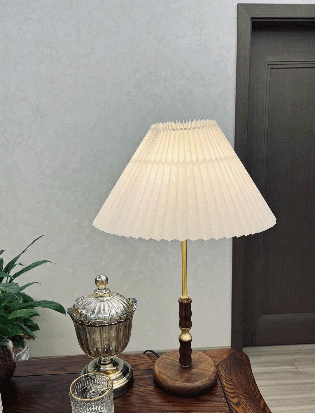 Le Klint Table Lamp - Modern Scandinavian Design LED Light for Living Room, Bedroom & Office - Perfect for Reading, Relaxing & Decor