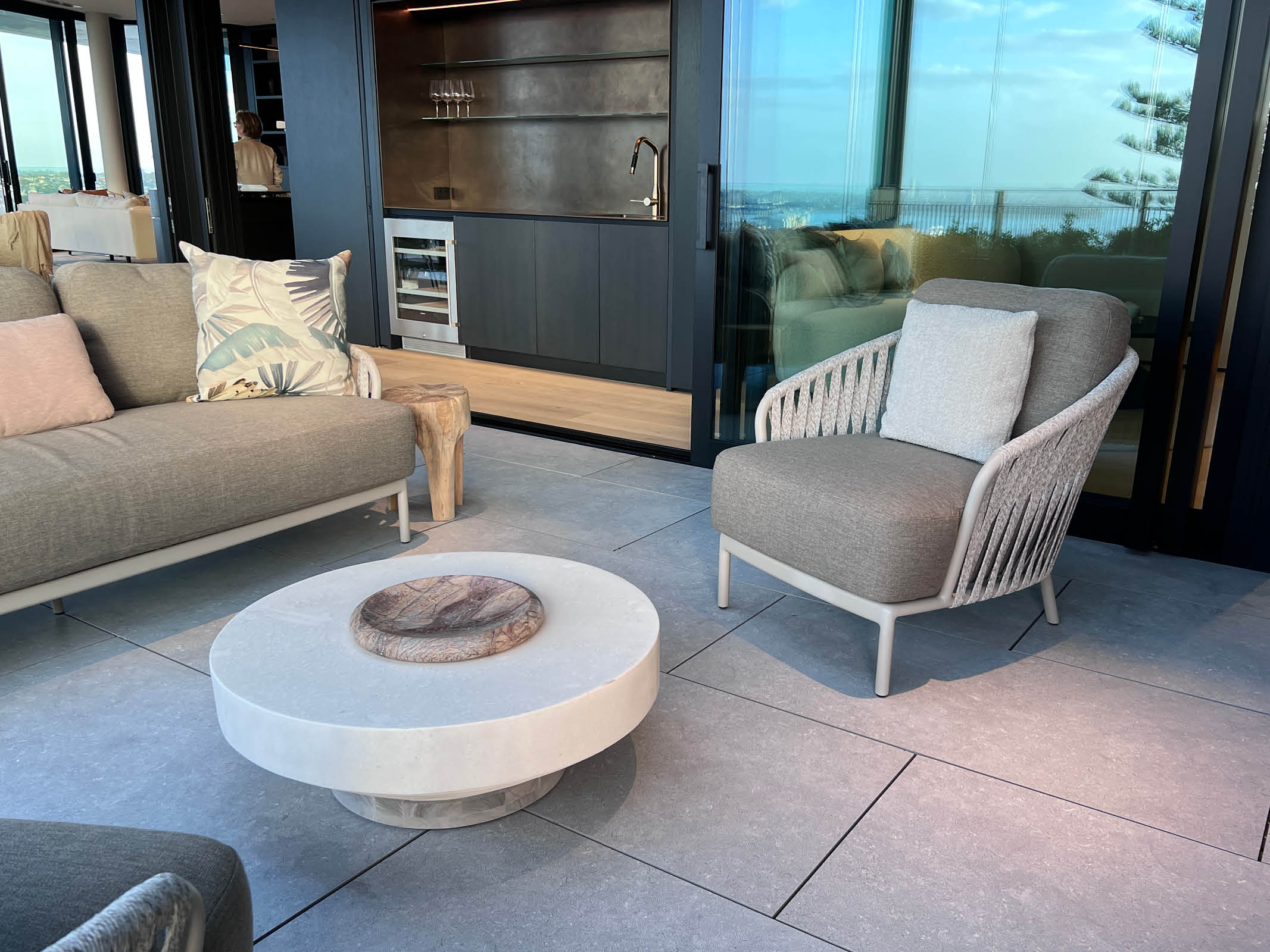James Lounge Chair - Modern Comfortable Recliner for Living Room, Bedroom & Office - Perfect for Relaxing, Reading & Napping