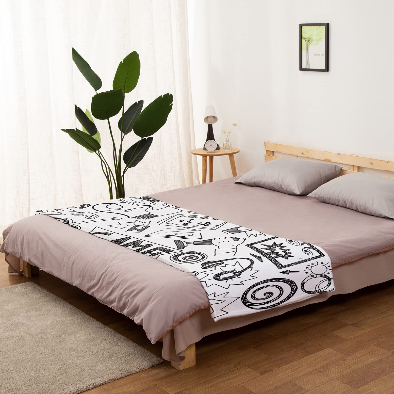 Soft Flannel Fleece Microfiber Throw Blanket - 50x80 Inch Warm Cozy Blanket for Bed, Sofa, Couch & Camping - Perfect Gift for Gamers, Home & Outdoor Use