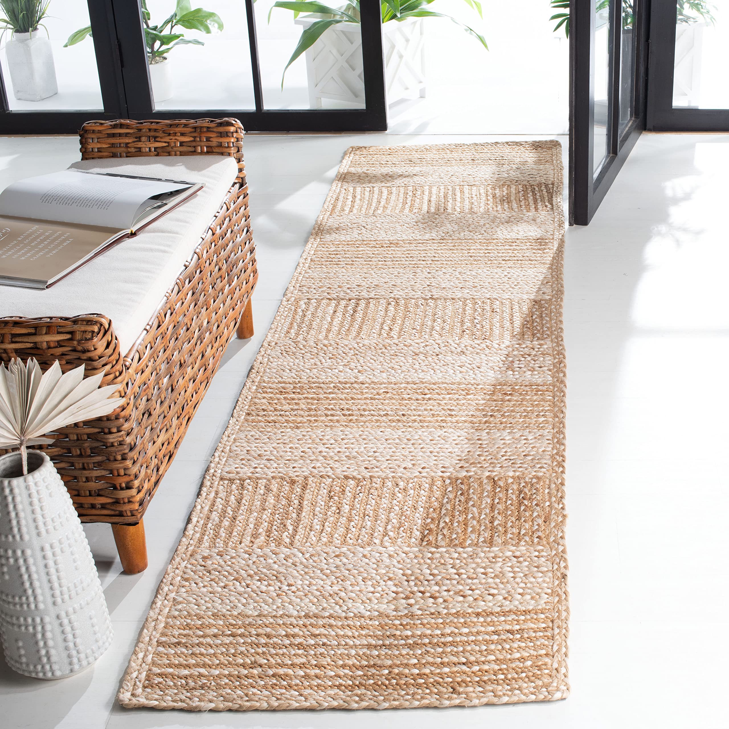 SAFAVIEH Handmade Natural Jute Runner Rug 2'3