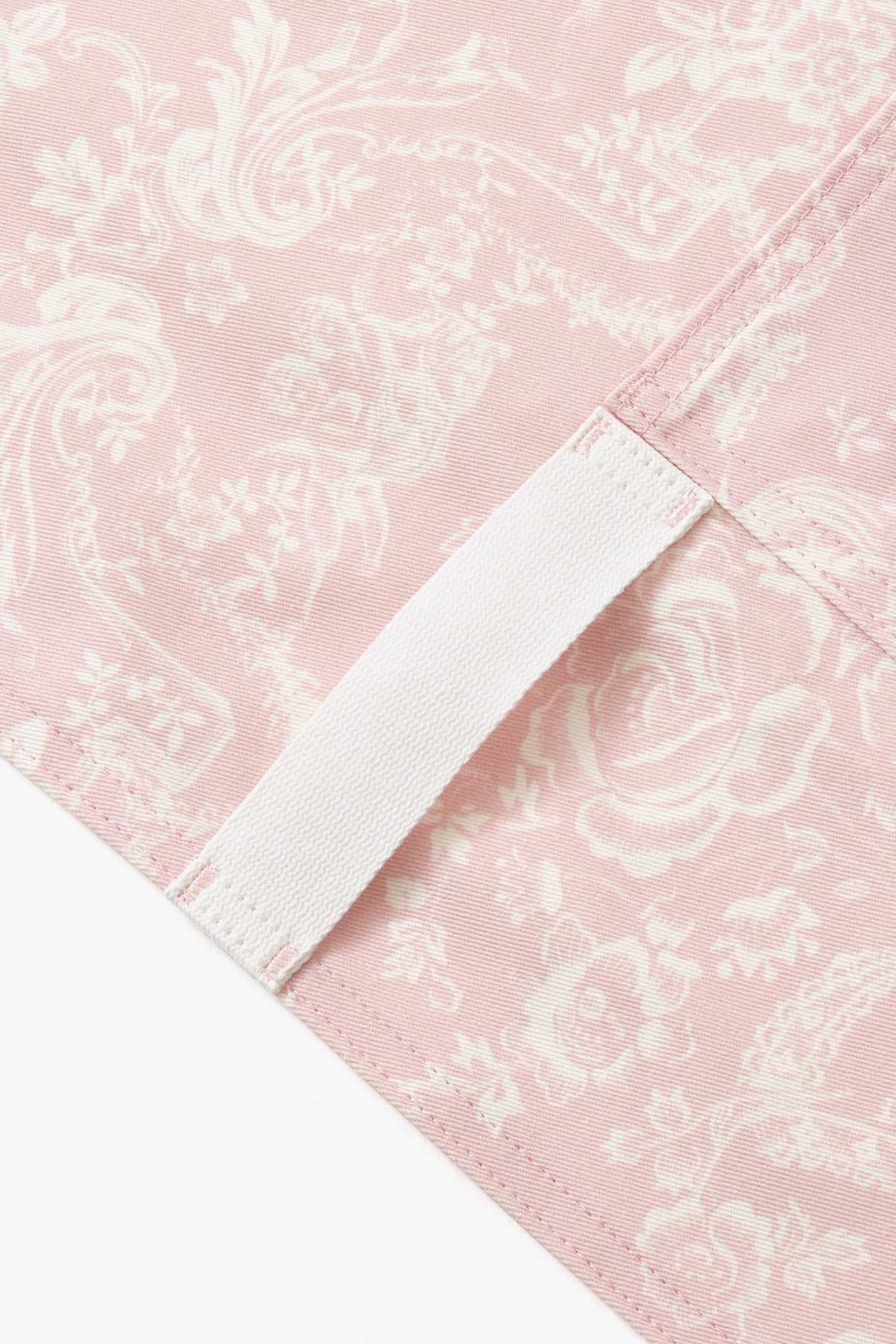 LoveShackFancy X Hedley & Bennett Perennial Pink Apron - Stylish & Functional Kitchen Apron for Cooking, Baking & Hosting - Perfect Gift for Home Chefs & Entertainers