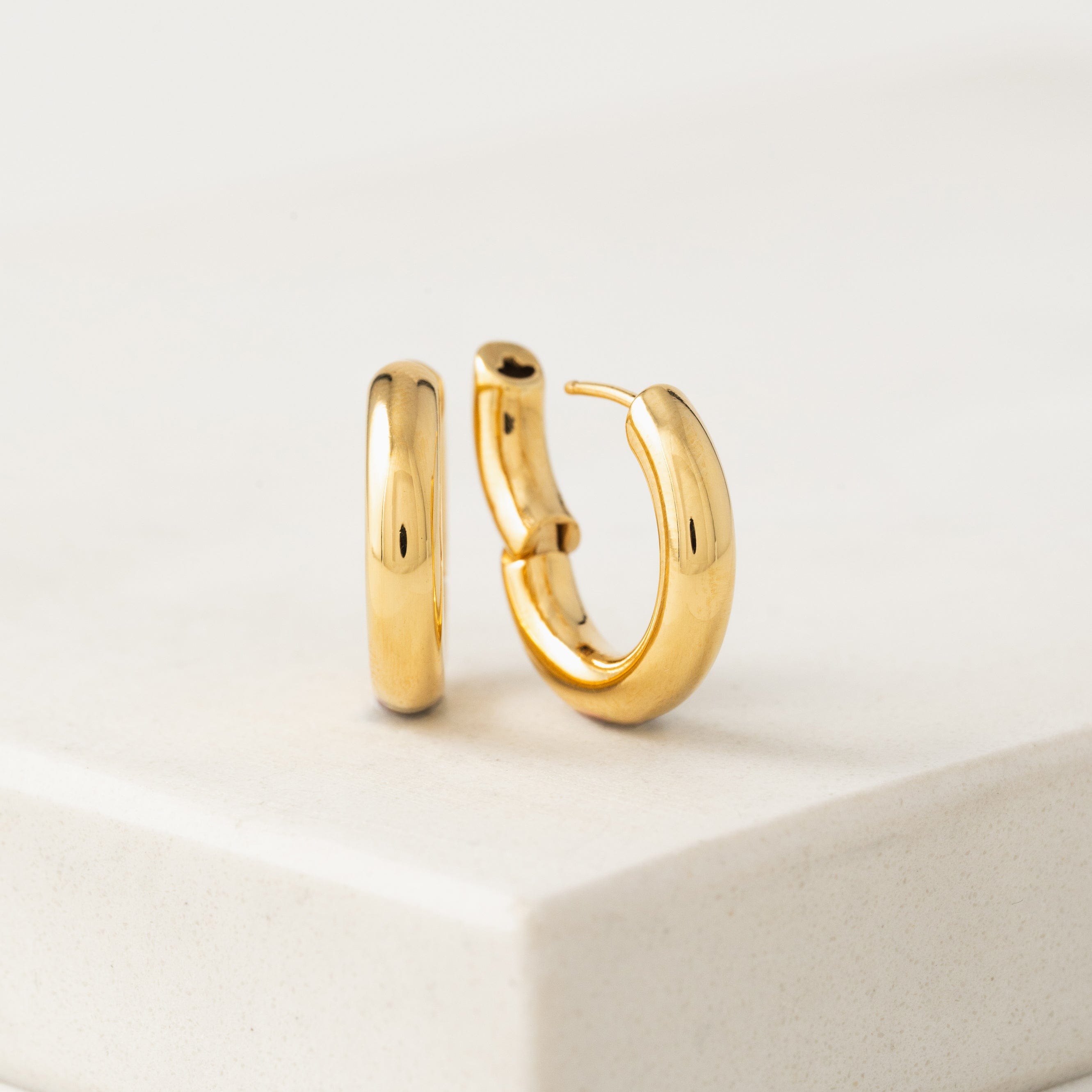 Stylish Midi Puff Hoop Earrings for Women - Trendy Gold/Silver Hollow Circle Dangle Earrings - Perfect for Parties, Weddings & Everyday Wear
