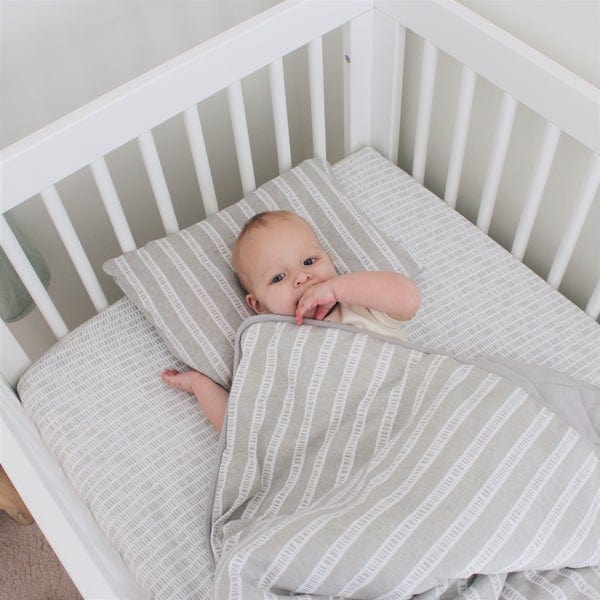 Elys & Co 4-Piece Baby Crib Bedding Set - Soft Cotton Crib Sheets, Fitted Crib Skirt, Bumper Pads & Blanket for Nursery Decor (Perfect for Newborns & Toddlers)