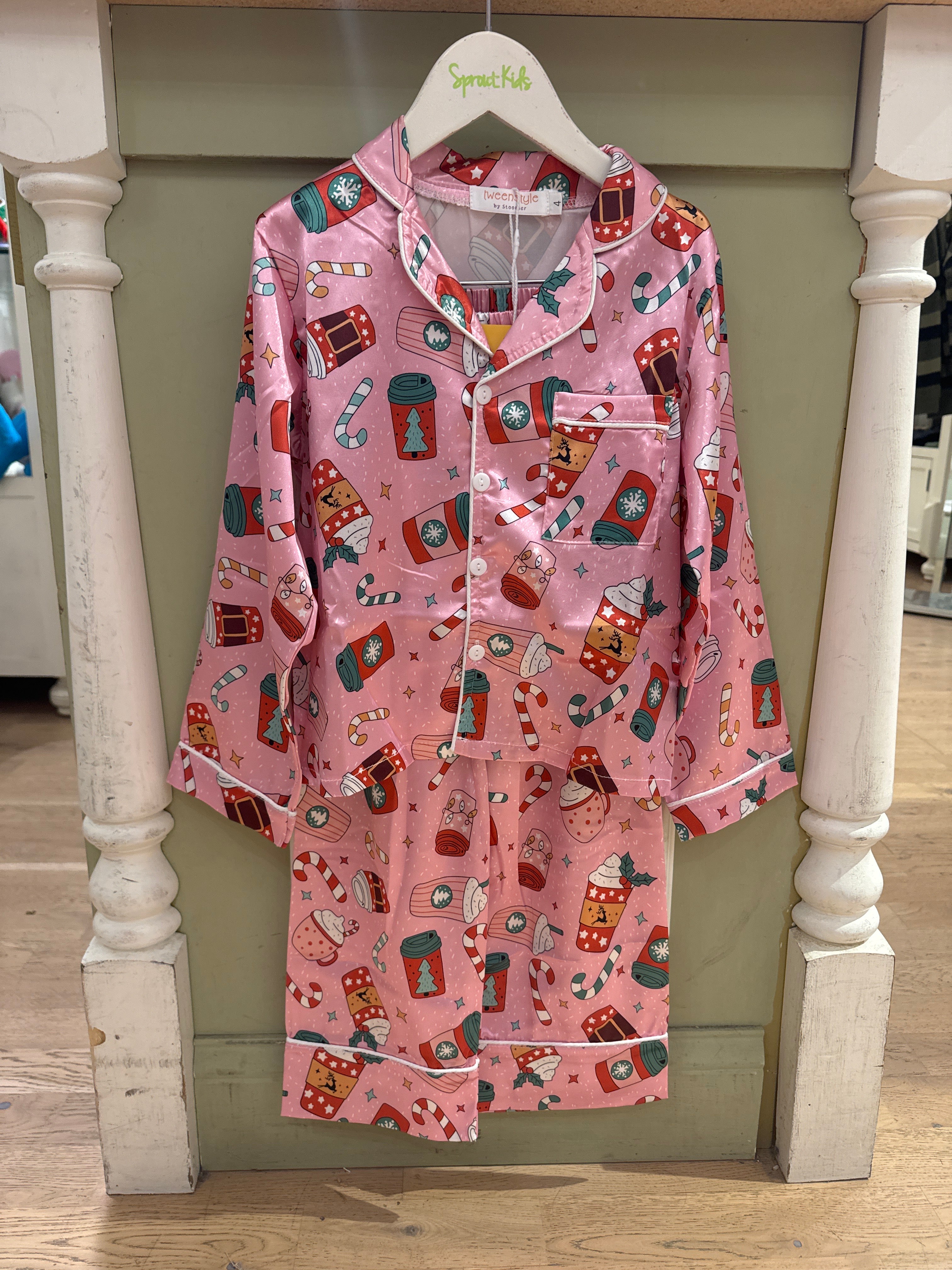 Tween Girls Long Sleeve Holiday Pajamas Set - Christmas Family Matching Pajamas - Cozy Sleepwear for Winter Nights & Family Photos