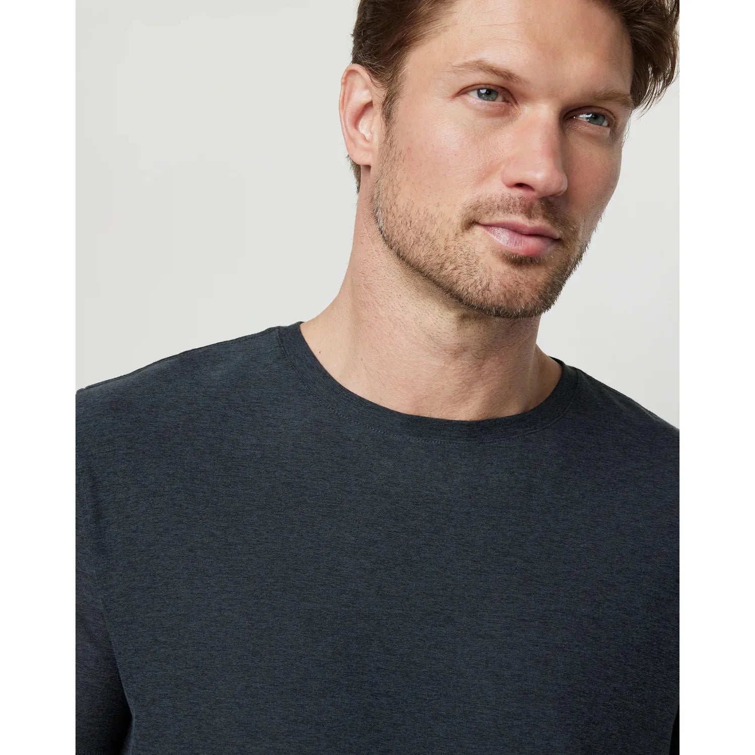 Vuori Men's Strato Tech Tee - Moisture-Wicking Performance T-Shirt for Gym & Running | Breathable Quick-Dry Activewear for Workouts & Outdoor Activities