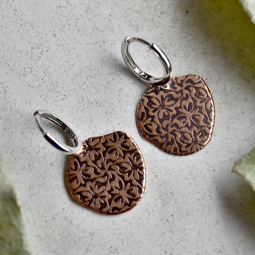 Trillium Silver Huggie Hoop Earrings with Patterned Copper Drop - Elegant Boho Jewelry for Women | Perfect for Everyday Wear, Date Nights & Special Occasions