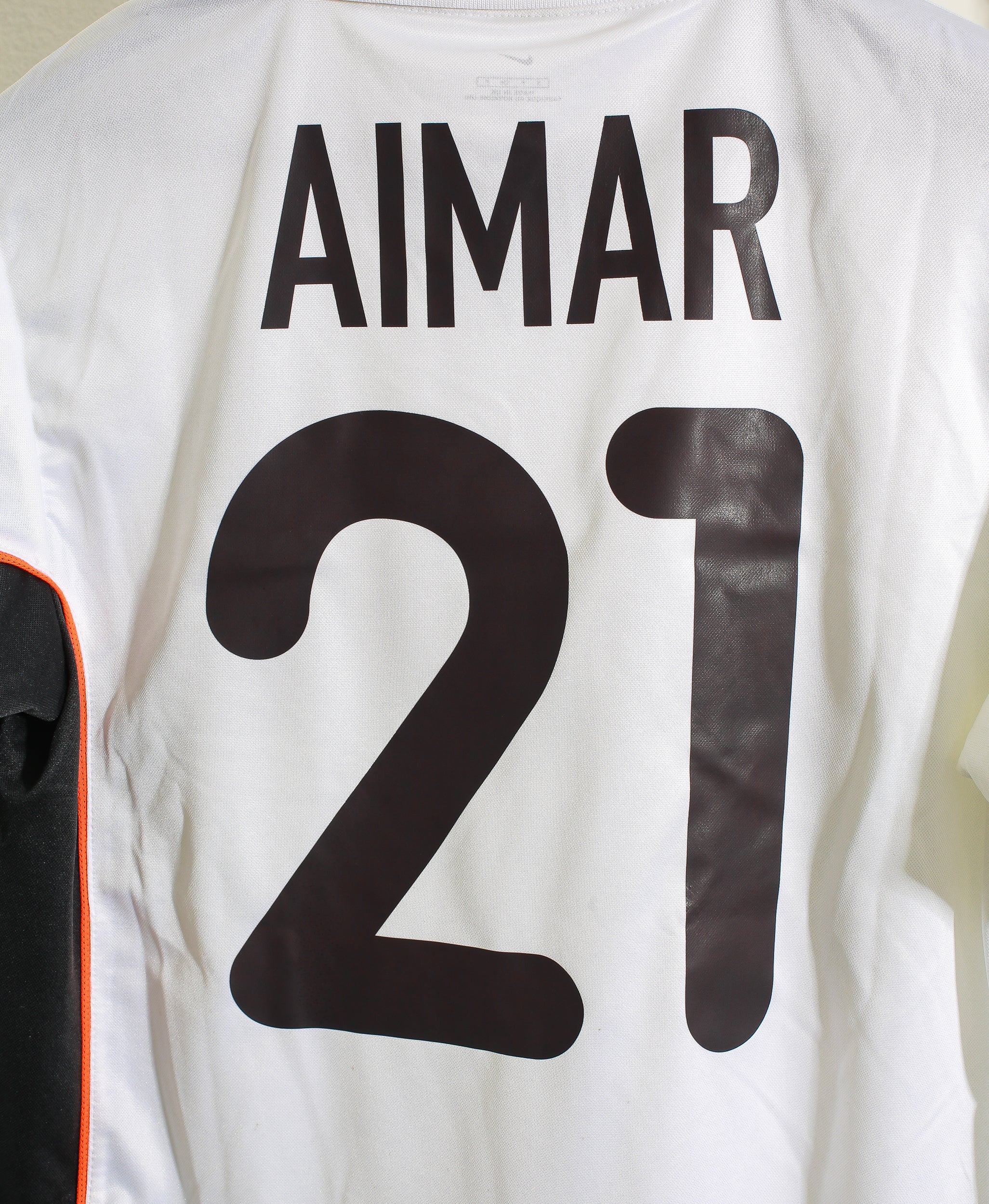 2001 Valencia Home #21 Aimar (S) - Authentic Soccer Jersey for Fans & Collectors - Perfect for Matches, Gifts & Memorabilia