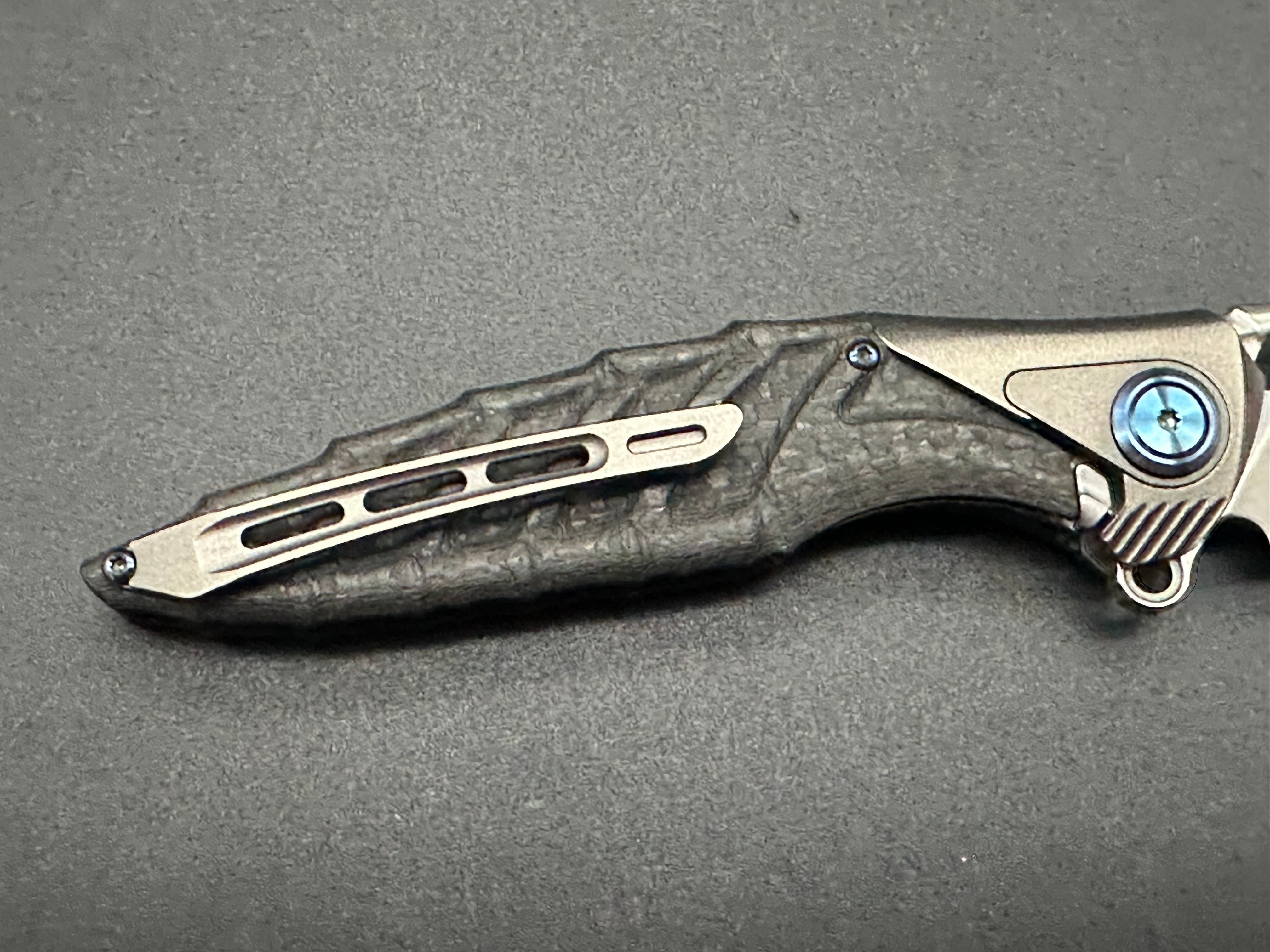 Rike Thor 7 B/CF Folding Knife - Premium M390 Steel Blade & Carbon Fiber Handle - EDC, Outdoor Survival, Camping, Hunting Gear