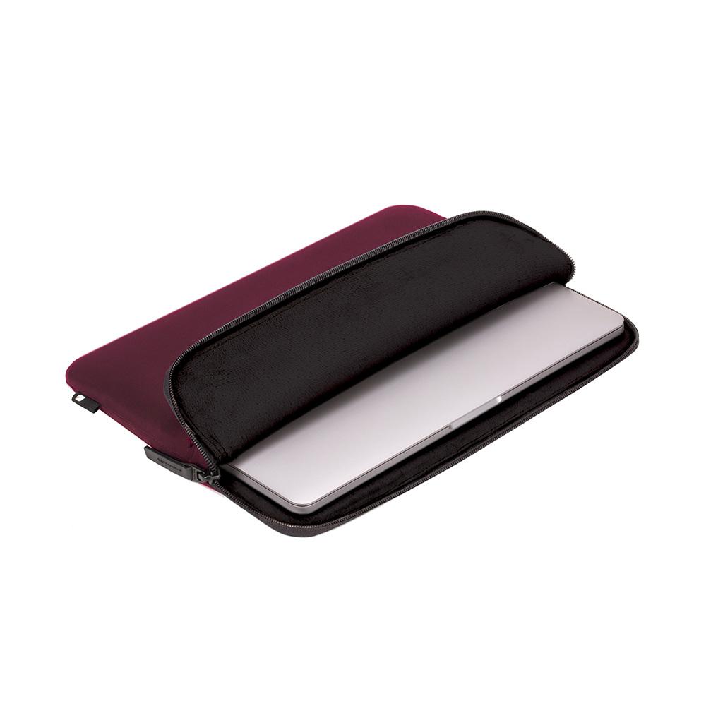 Incase Compact Sleeve for 15-inch MacBook Pro - Lightweight Nylon Laptop Case with Padded Protection | Perfect for Travel, Work & School