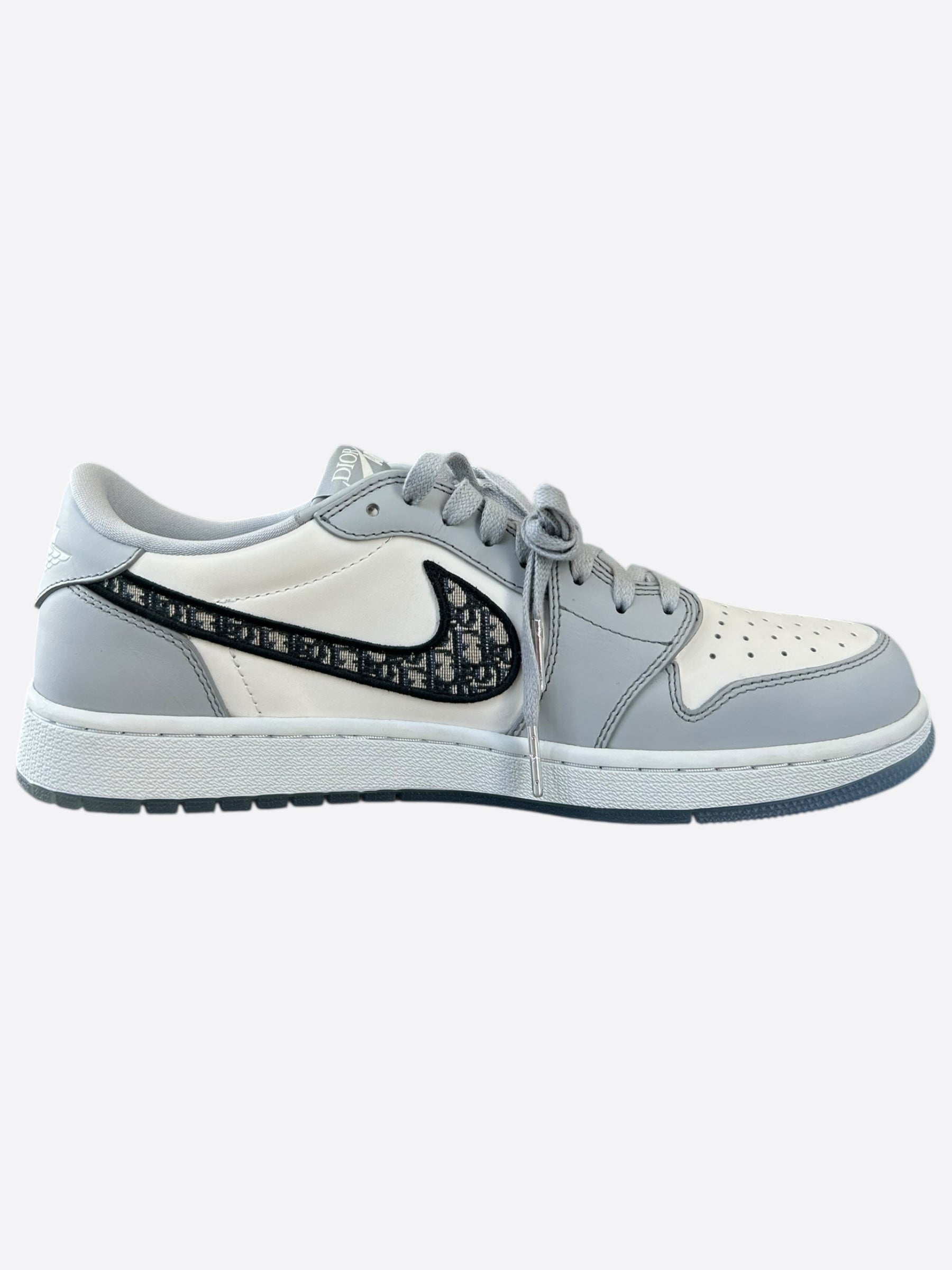 Dior Air Jordan Grey & White Oblique Low Top Sneakers - Men's Luxury Designer Shoes for Casual Wear & Street Style Fashion | Perfect for Everyday Outfits, Sneaker Collectors & Fashion Enthusiasts