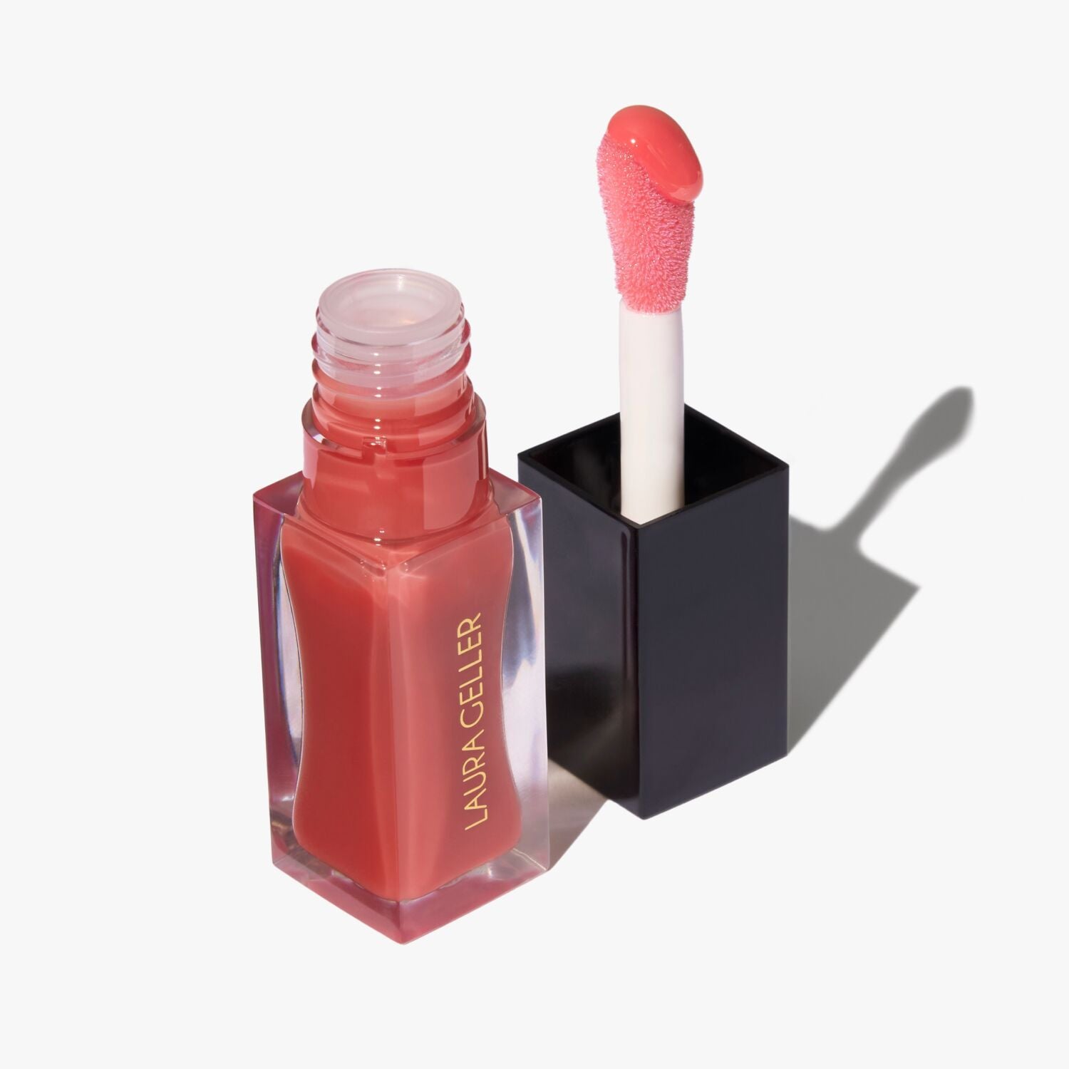 Fine Shine Glossy Lip Oil - Hydrating & Non-Sticky Lip Gloss for All-Day Moisture - Perfect for Daily Wear, Date Night & Special Occasions