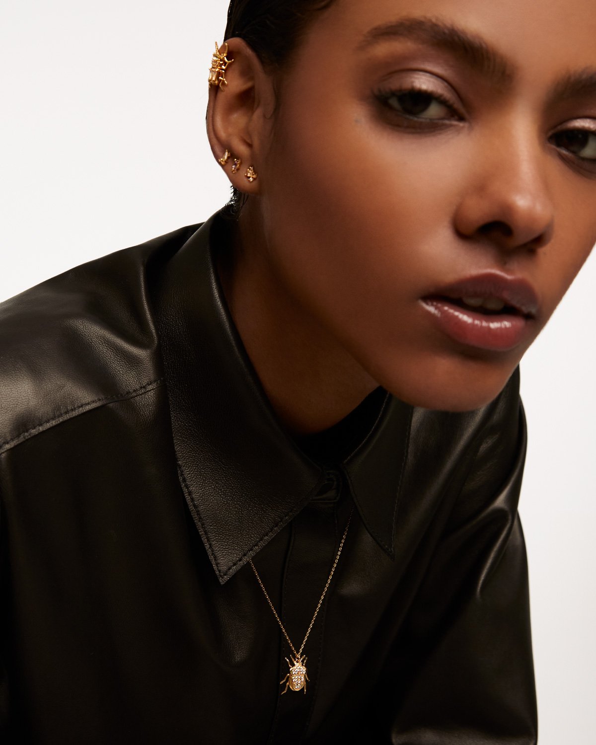 GRID Beetles Necklace - Unique Insect Jewelry for Women - Perfect for Casual Wear, Parties & Gifts