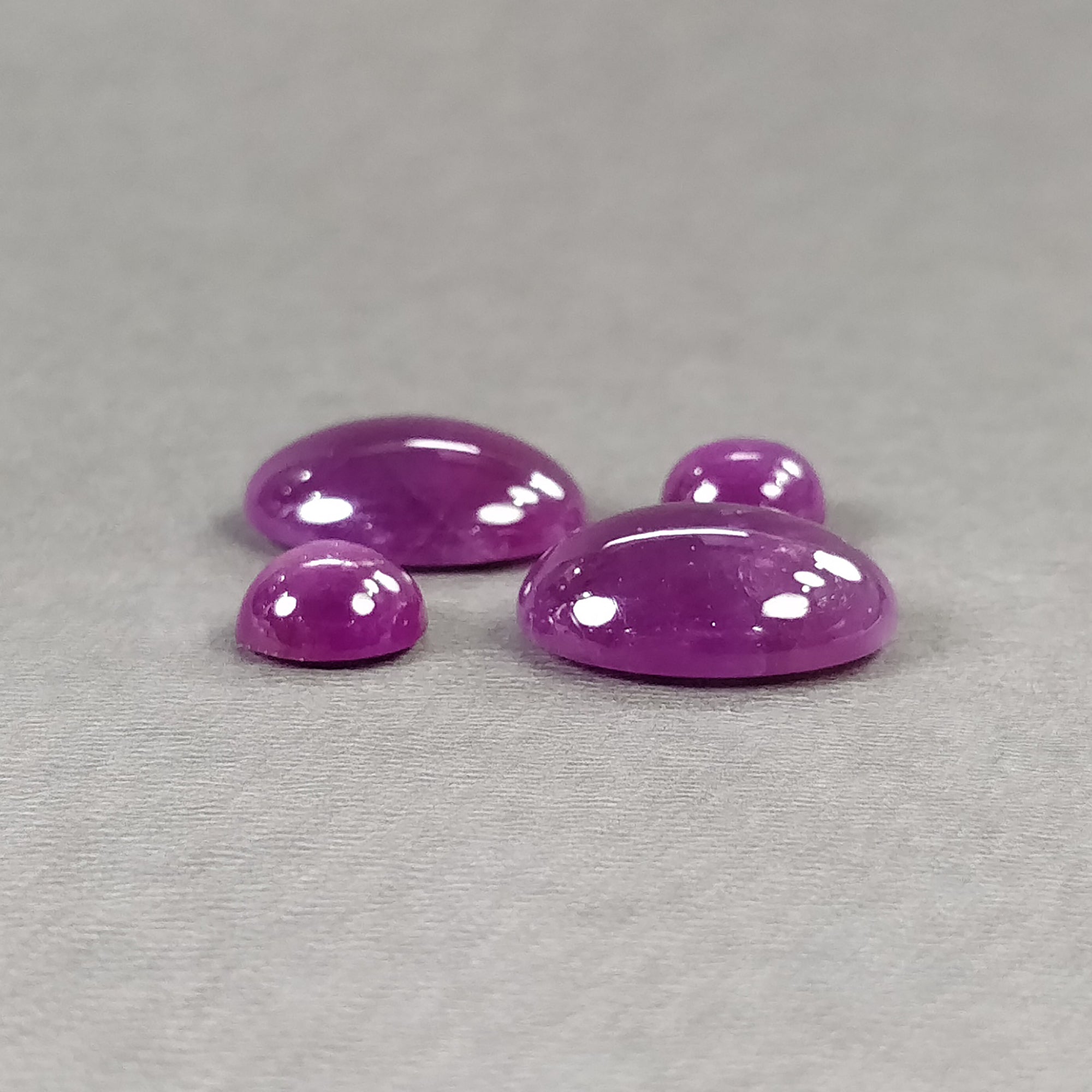 Natural Untreated Purple Sapphire Gemstone Cabochon - 35.40cts Multi Sapphire Round & Oval Shape (4pcs) for Jewelry Making, Ring Settings & Healing Crystal Collections
