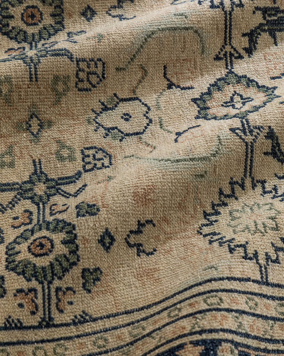 Vercelli Hand Knotted Wool Rug - Premium Handmade Area Rug for Living Room, Bedroom & Dining Room - Soft & Durable Home Decor