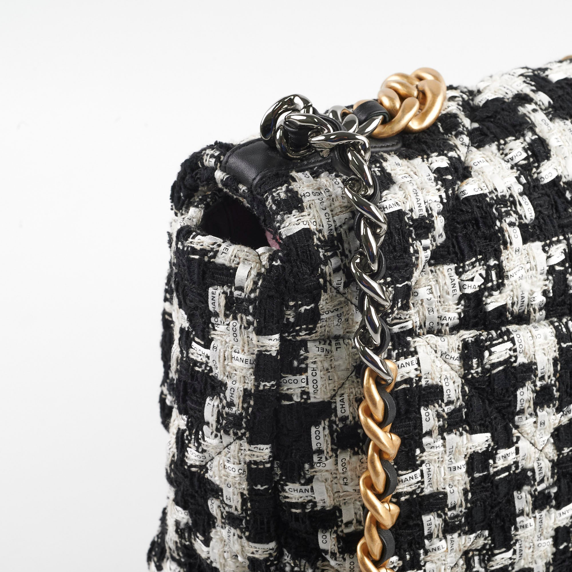 Chanel 19 Tweed Handbag Medium/Large Flap Bag 2020 Collection - Luxury Designer Shoulder Bag for Women, Perfect for Work, Parties & Special Occasions