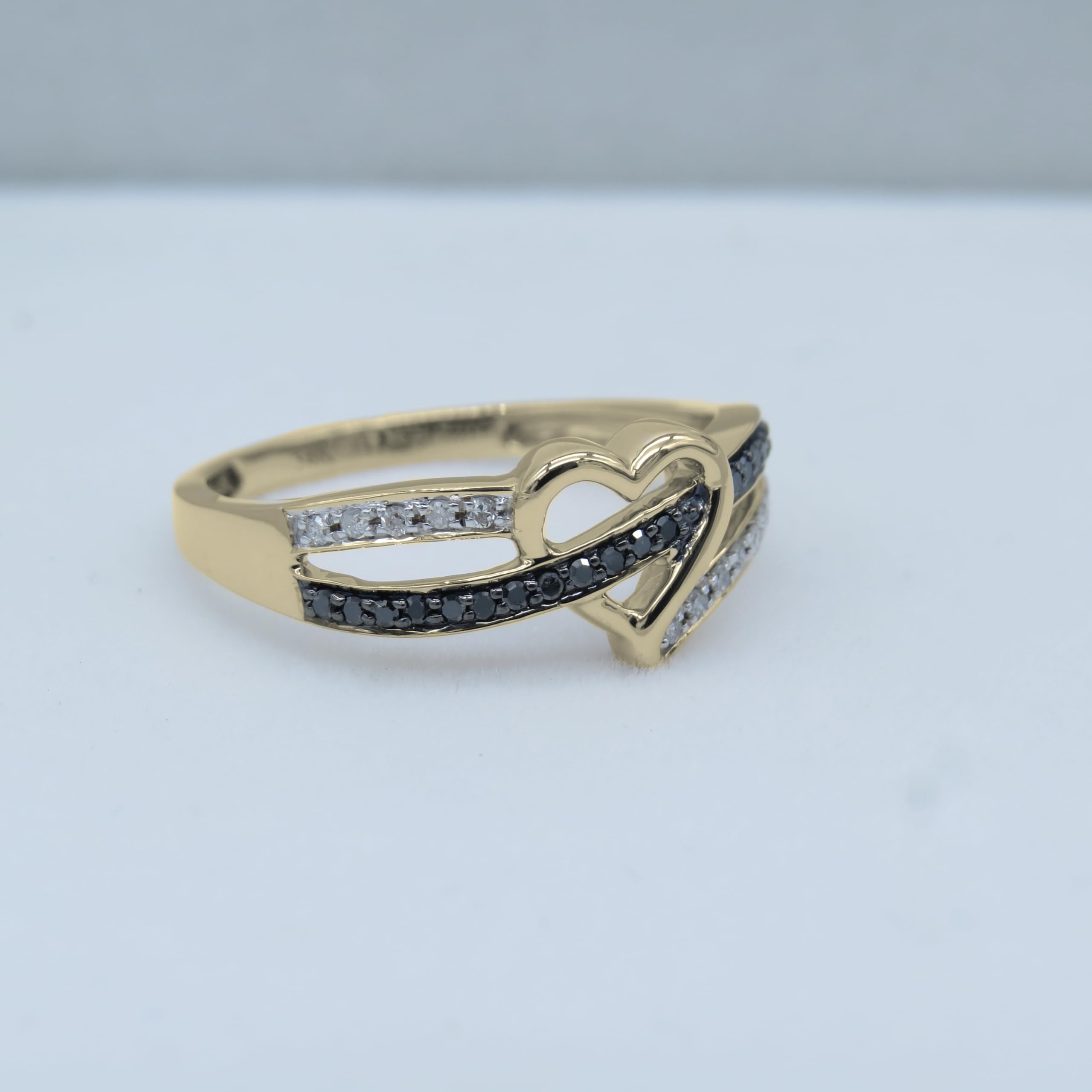 0.15 Carat Black & White Diamond Heart Promise Engagement Ring for Women - Solid Gold Dazzlingrock Collection | Perfect for Proposals, Anniversaries & Romantic Gifts