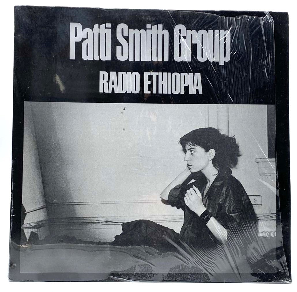 Patti Smith Group Vinyl Records & CDs - Classic Punk Rock Music Albums Collection for Fans & Collectors - Perfect for Home Listening, Gifts & Music Enthusiasts