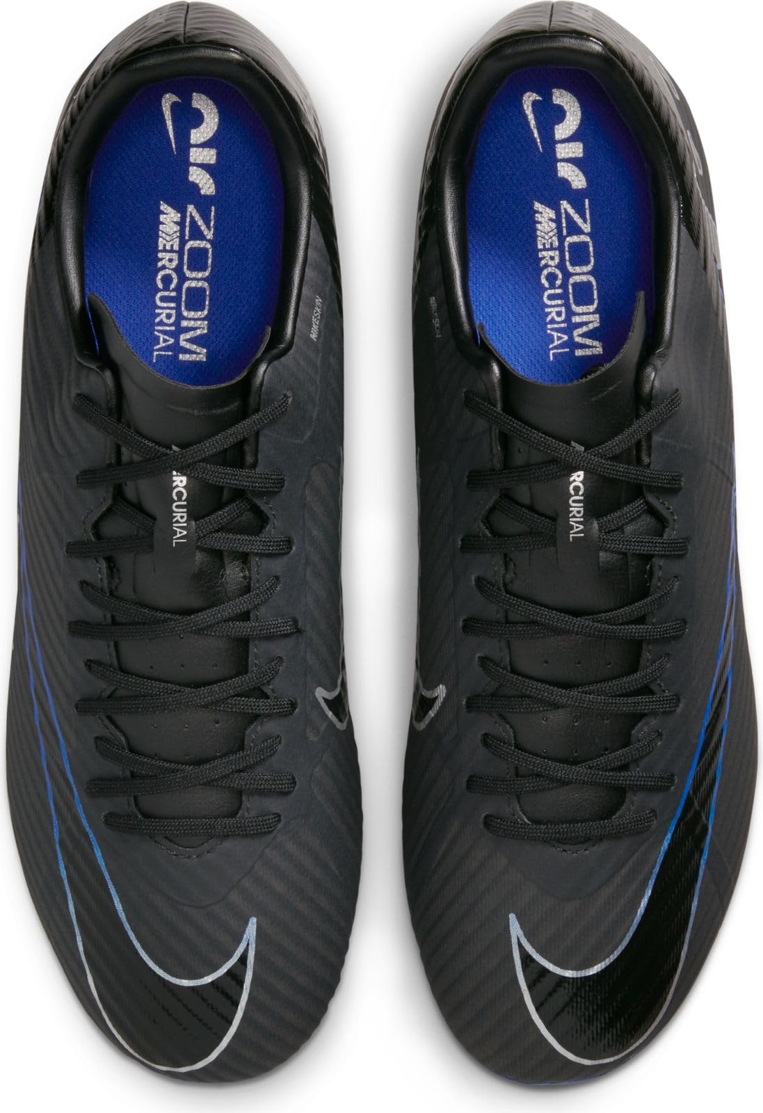 Nike Men's Football Cleats - Lightweight Soccer Shoes for Men with Enhanced Traction - Perfect for Turf, Grass & Indoor Soccer Games