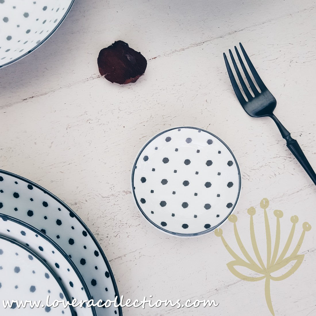 Awasaka Black & White Modern Dots Dinnerware Set - 12-Piece Porcelain Plates & Bowls for Stylish Dining - Perfect for Dinner Parties, Restaurant-Style Meals & Home Decor